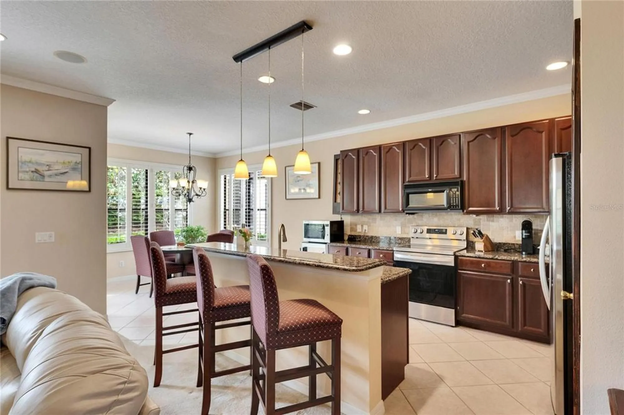 Property Slideshow image 15 of 97 | 144 silver falls dr, Apollo Beach, FL, 33572