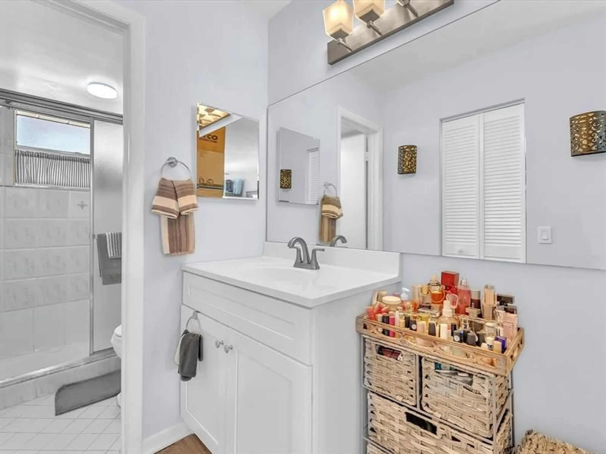 Property Slideshow image 15 of 25 | 6770 royal palm blvd apt 205, Margate, FL, 33063