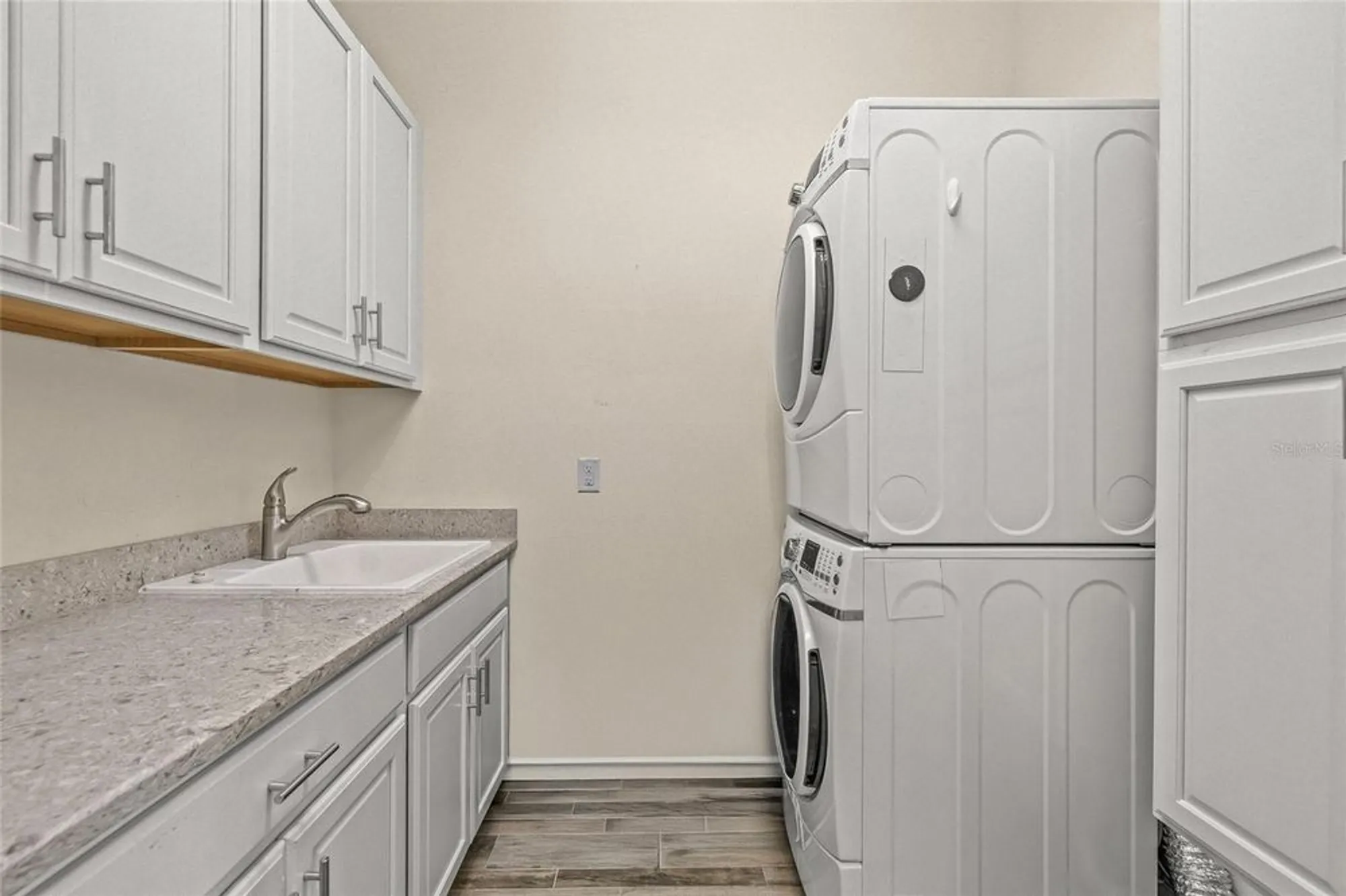 Property Slideshow image 31 of 52 | 1803 pacific dunes dr, Sun City Center, FL, 33573