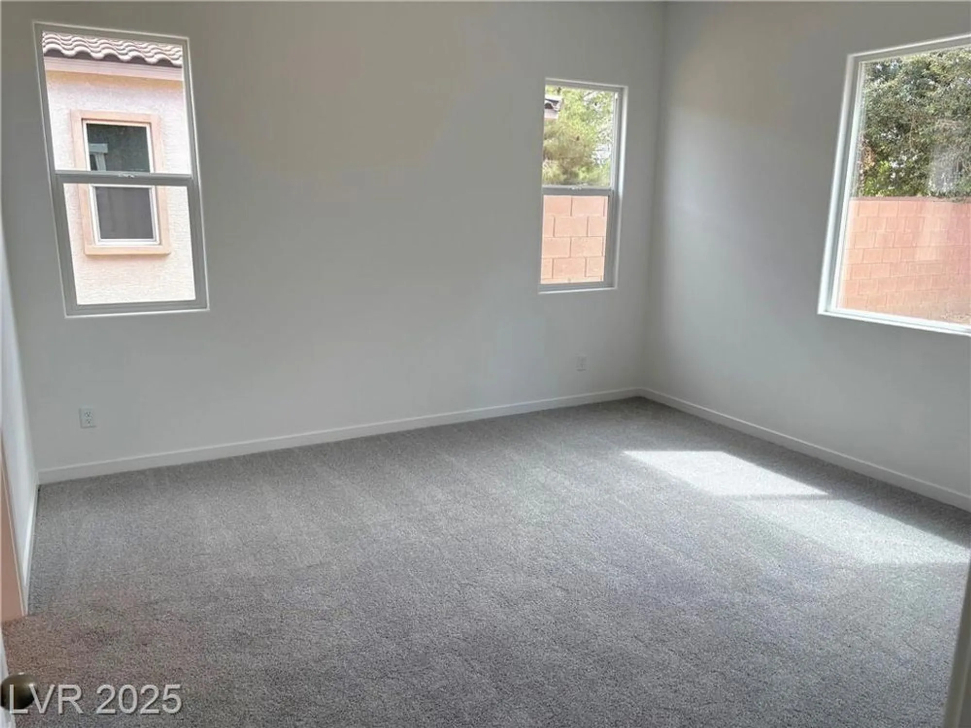 Property Slideshow image 19 of 28 | 5707 victoria falls dr, Pahrump, NV, 89061