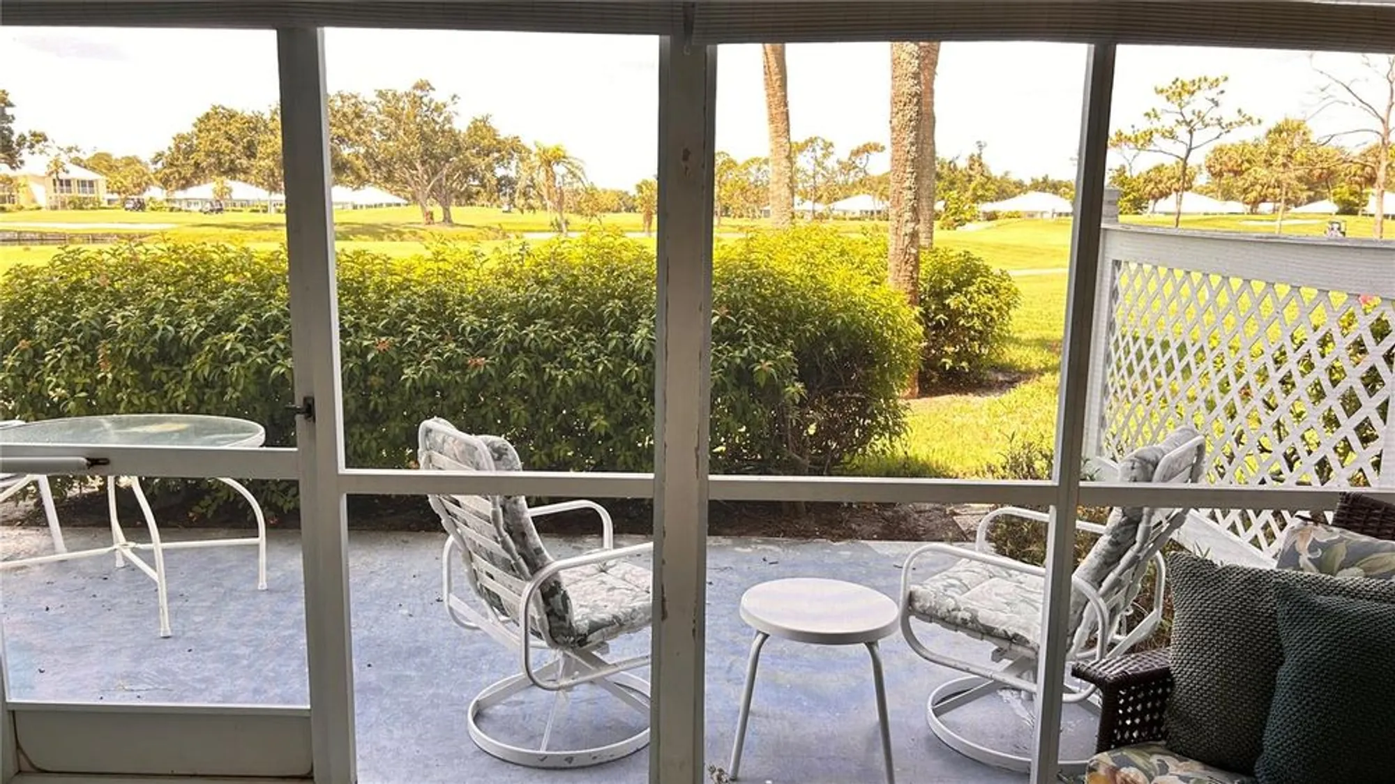 Property Slideshow image 15 of 31 | 433 cerromar ln 331, Venice, FL, 34293