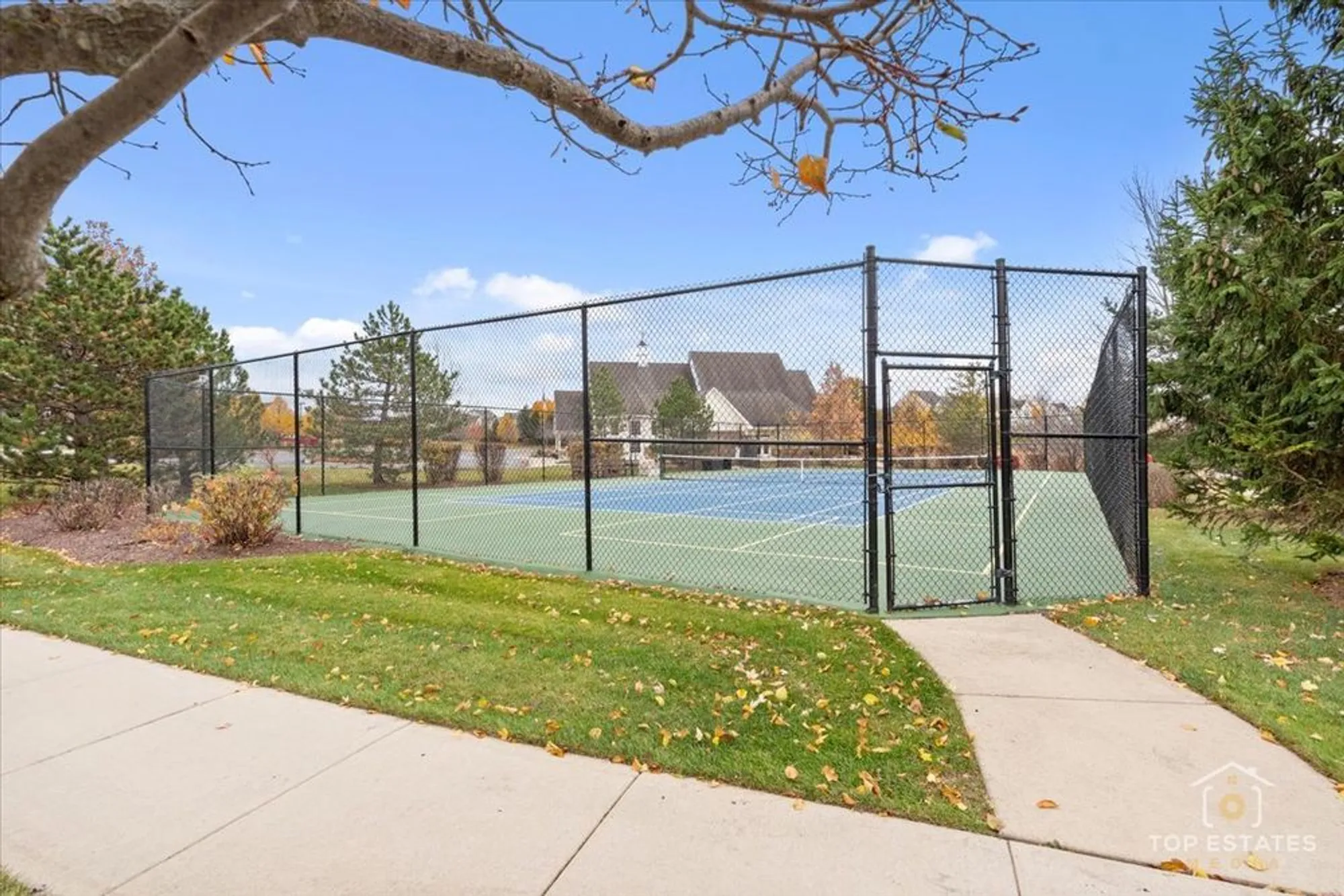 Property Slideshow image 36 of 43 | 1039 riviera dr # 1039, Elgin, IL, 60124