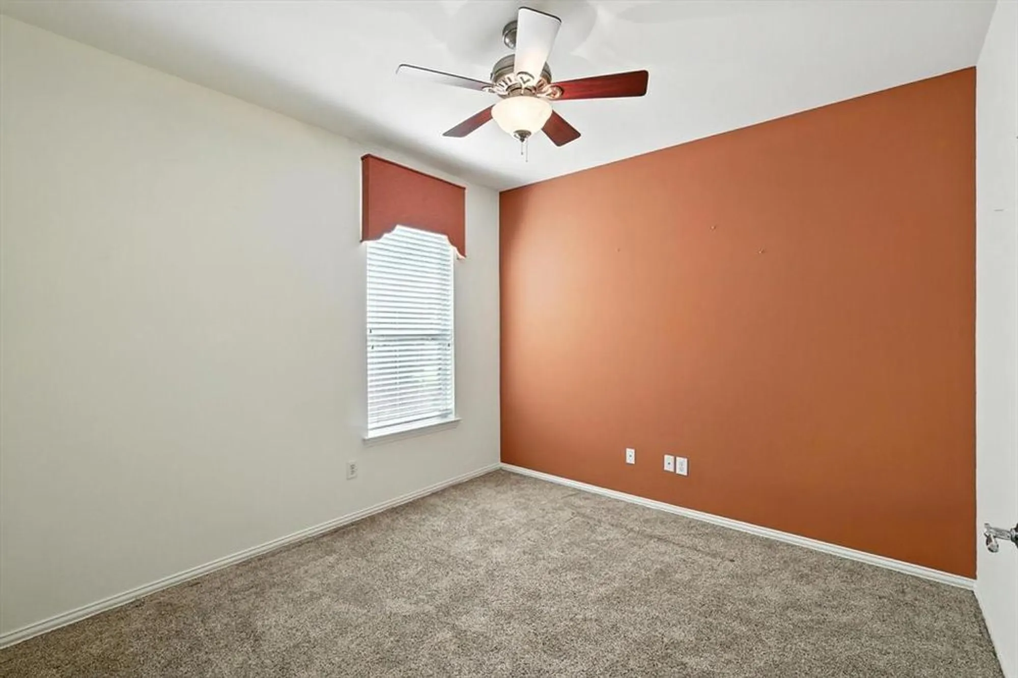 Property Slideshow image 3 of 39 | 7543 angel trace dr, Frisco, TX, 75036