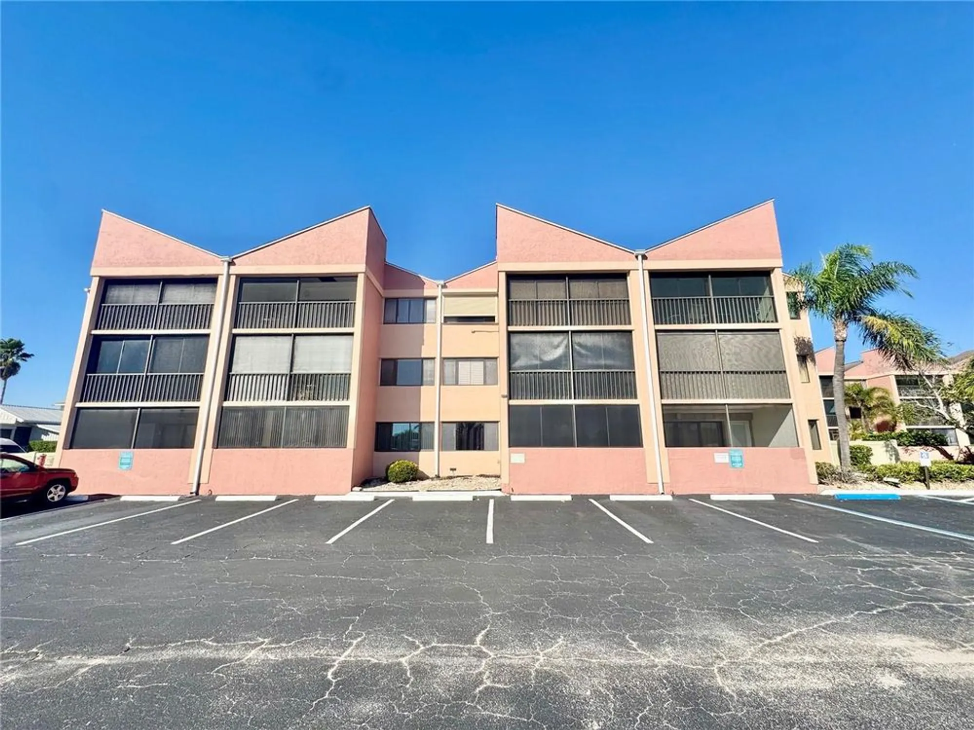 Property Slideshow image 3 of 43 | 3170 matecumbe key rd 115, Punta Gorda, FL, 33955