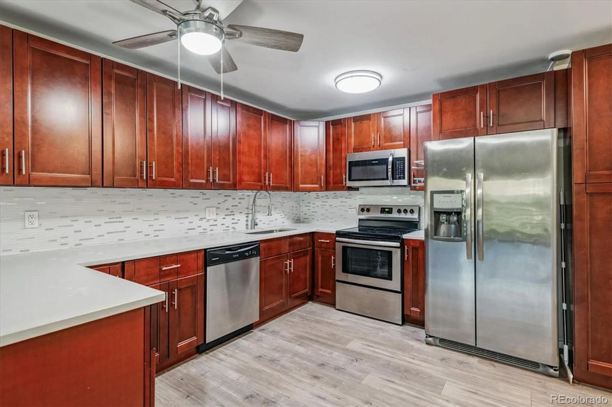 Property Slideshow image 2 of 34 | 595 s alton way apt 7b, Denver, CO, 80247