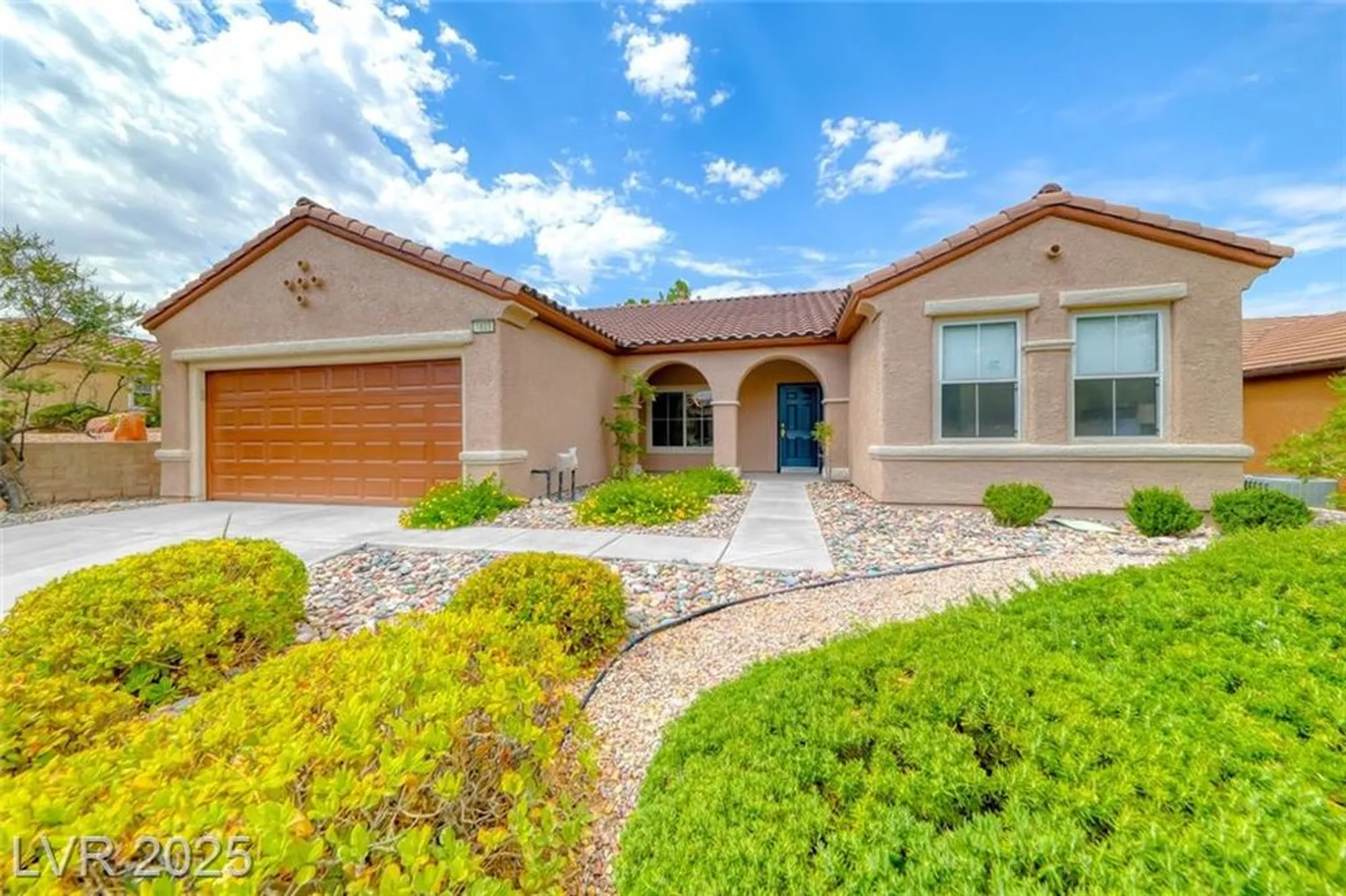 Property Slideshow image 3 of 50 | 1605 williamsport st, Henderson, NV, 89052