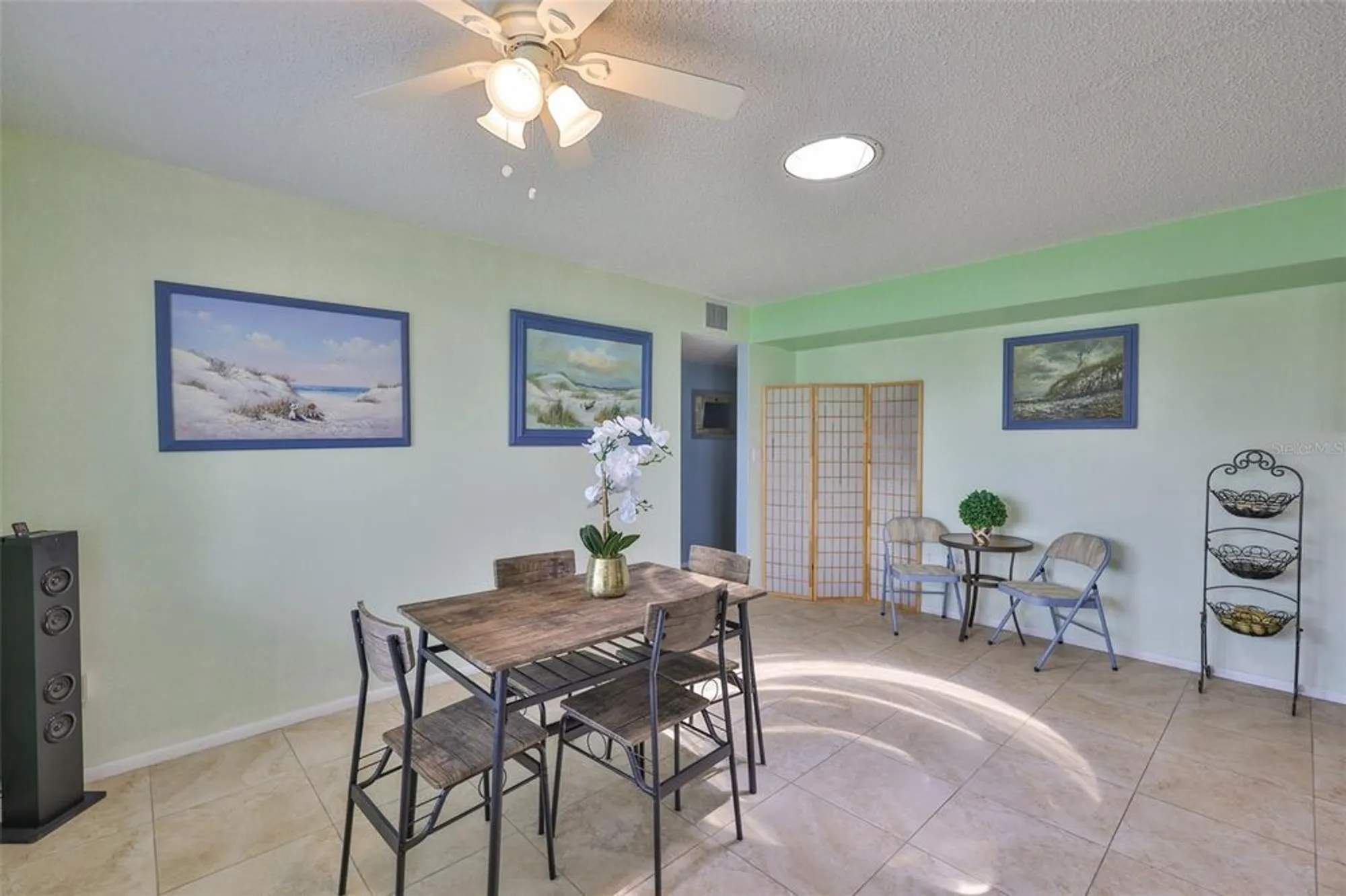 Property Slideshow image 16 of 48 | 613 la jolla ave, Sun City Center, FL, 33573