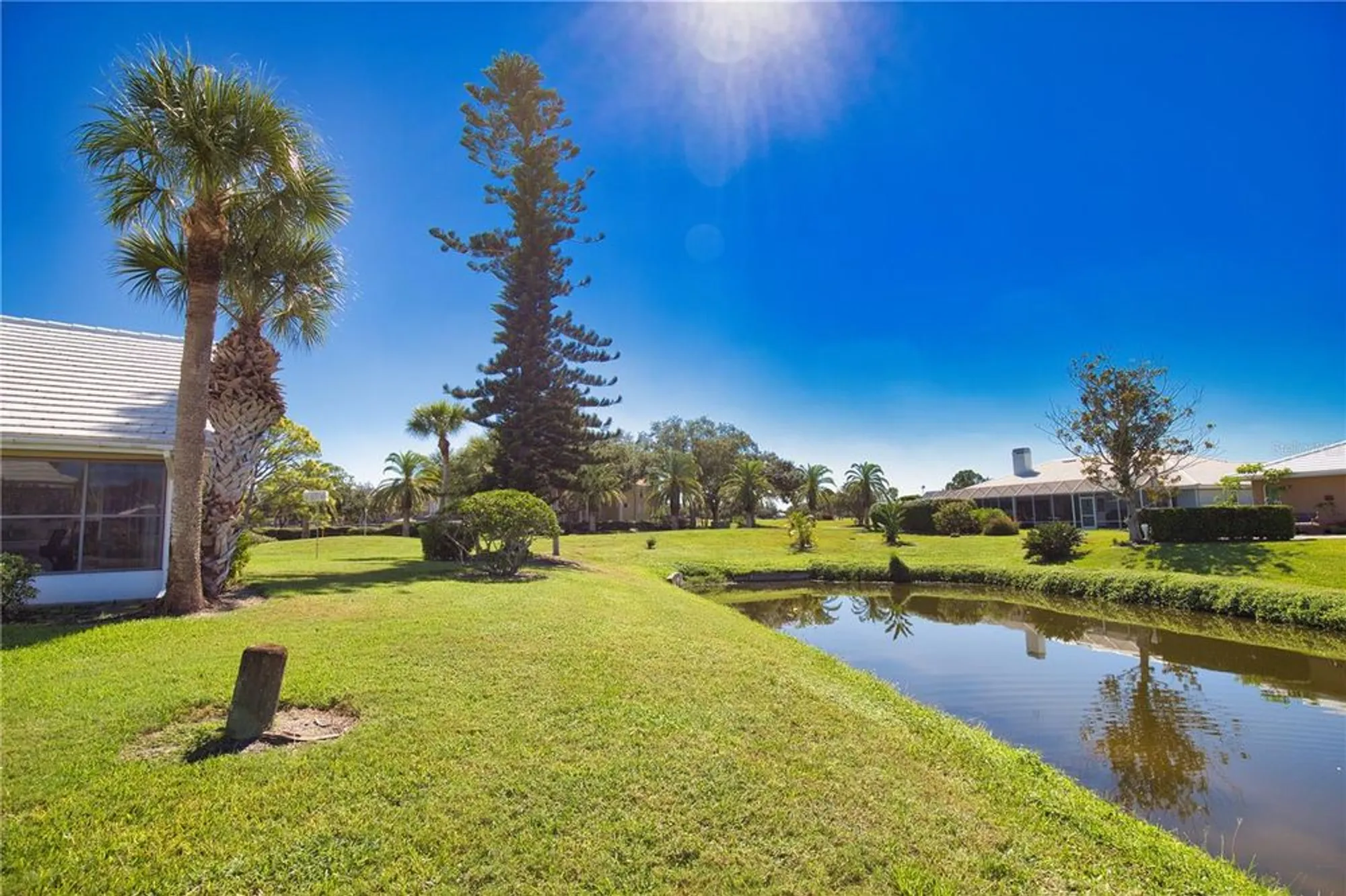 Property Slideshow image 39 of 46 | 698 harrington lake dr 9, Venice, FL, 34293