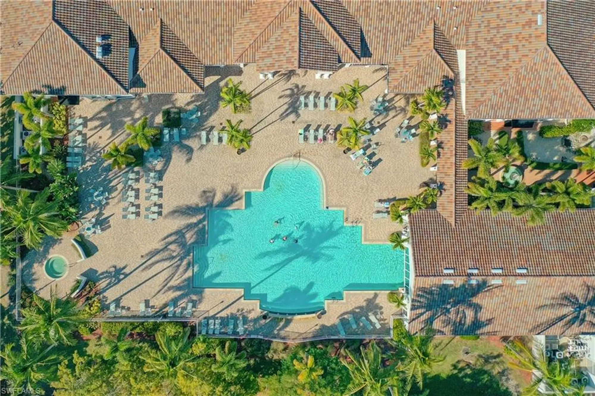 Property Slideshow image 31 of 38 | 20381 foxworth cir, Estero, FL, 33928