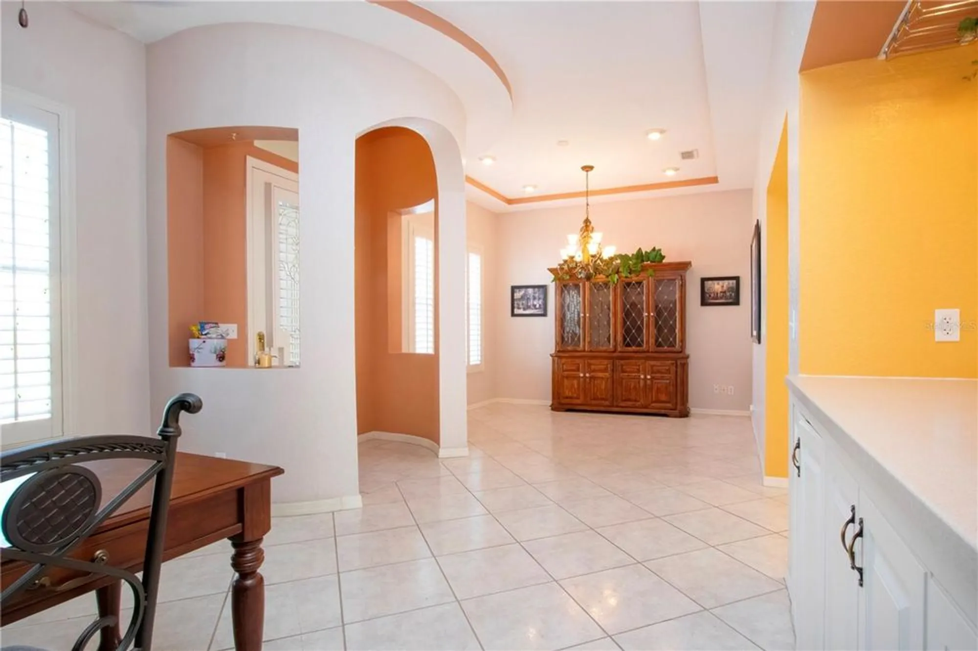 Property Slideshow image 13 of 74 | 1115 signature dr, Sun City Center, FL, 33573