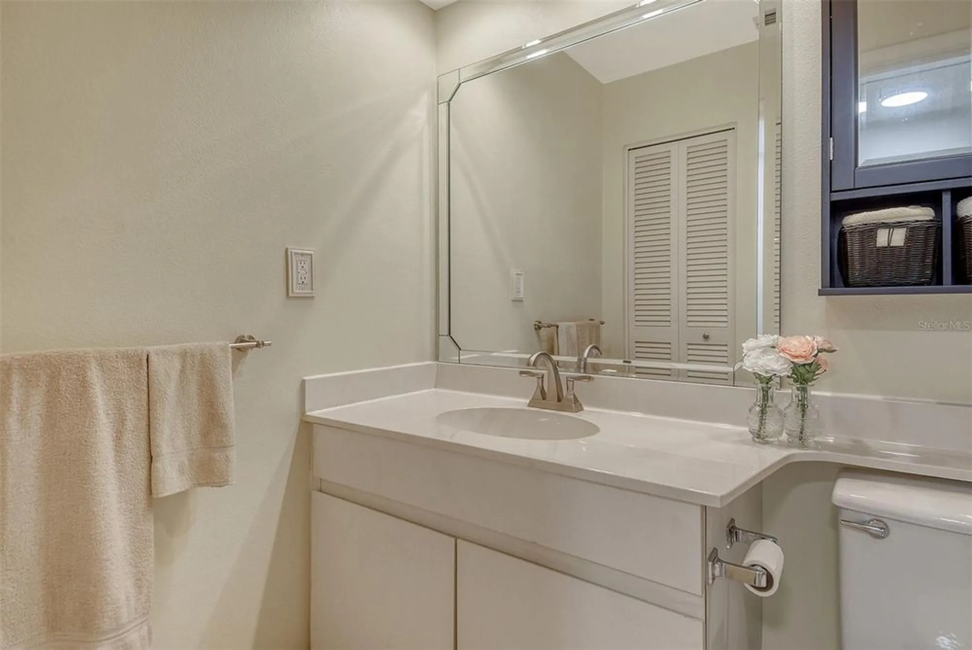 Property Slideshow image 34 of 59 | 5956 clubside dr # 7651, Sarasota, FL, 34243