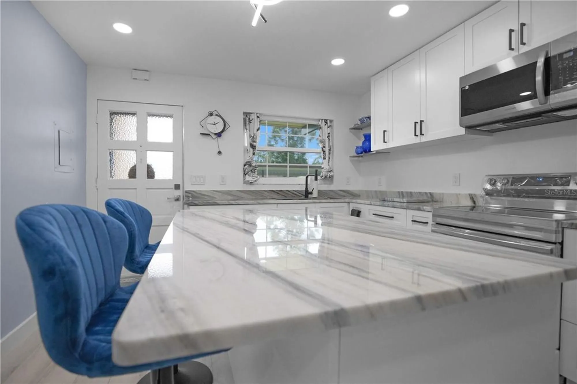 Property Slideshow image 7 of 56 | 1701 pinehurst rd 33e, Dunedin, FL, 34698