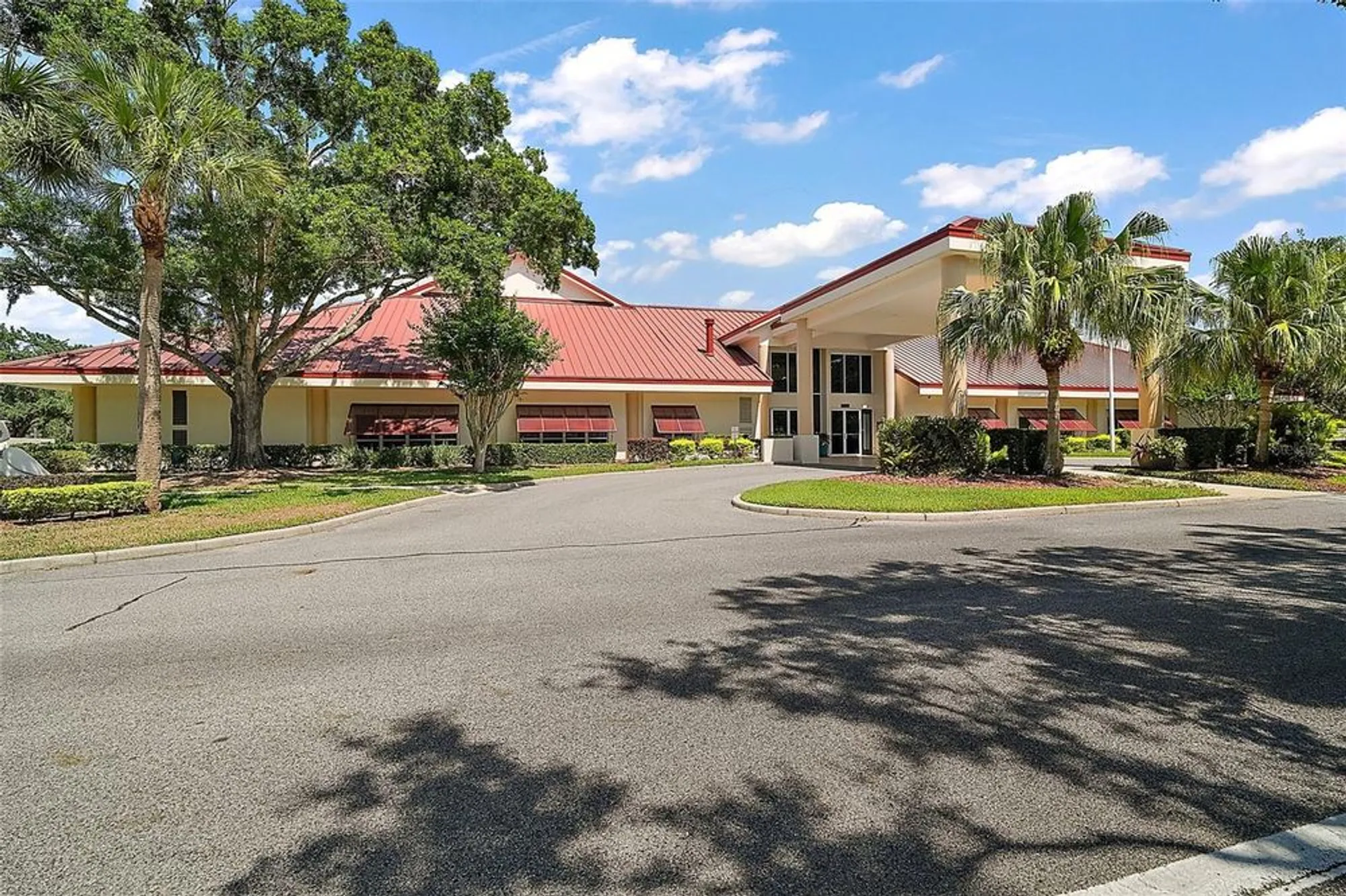 Property Slideshow image 39 of 41 | 5618 rosewall cir, Leesburg, FL, 34748