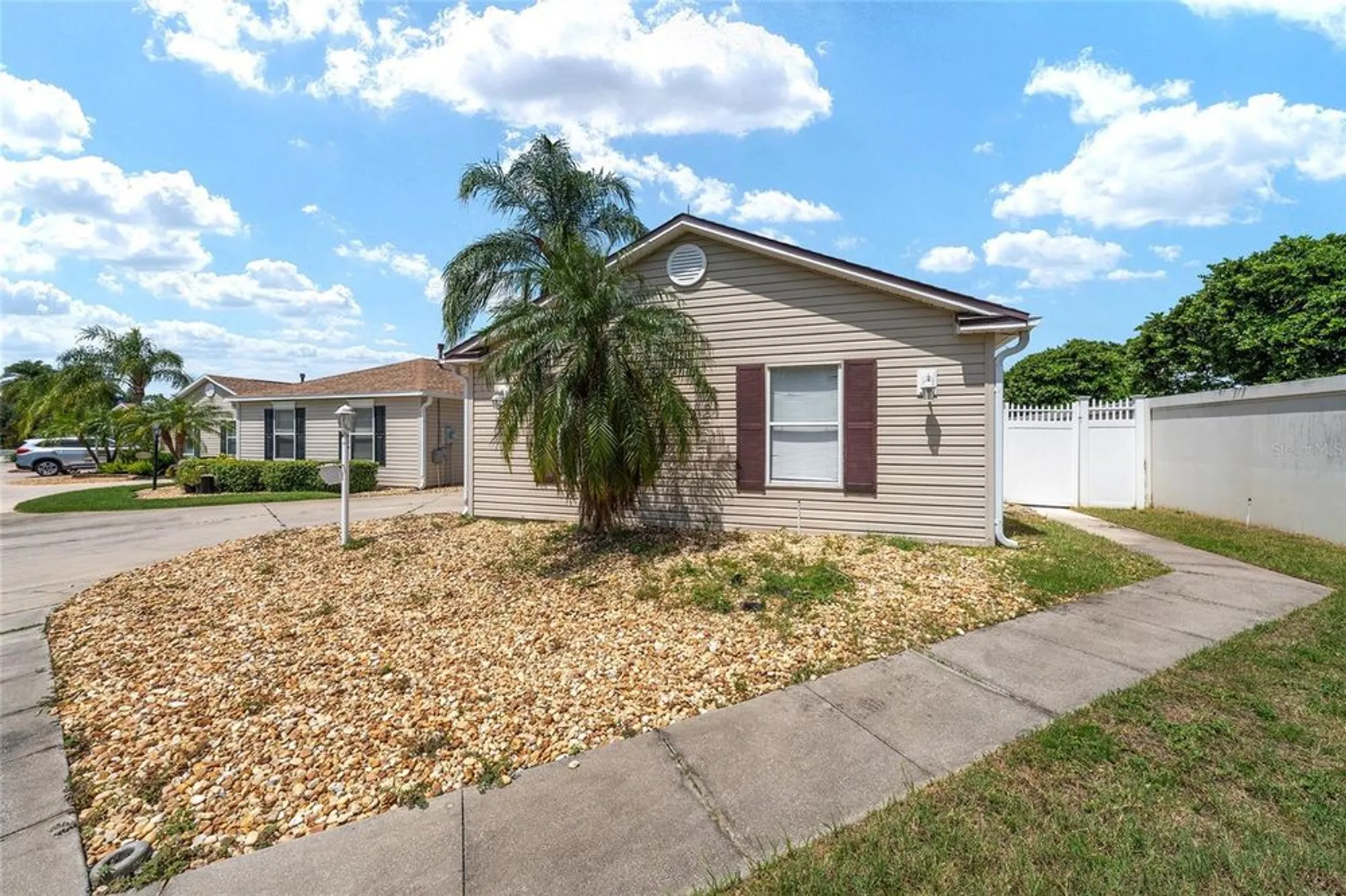 Property Slideshow image 3 of 28 | 1410 natalie ln, The Villages, FL, 32162