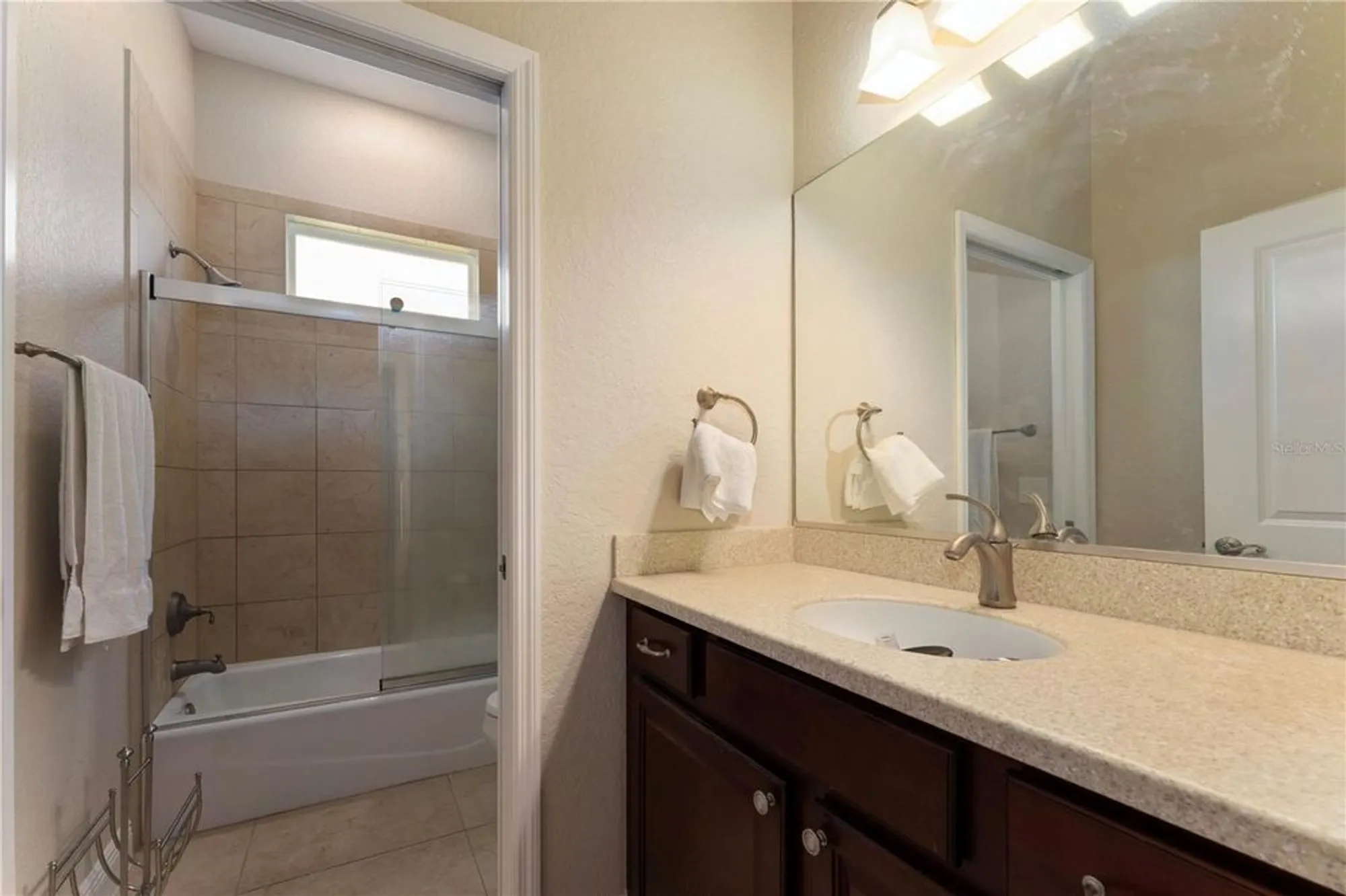 Property Slideshow image 15 of 23 | 5007 belted kingfisher dr, Oxford, FL, 34484