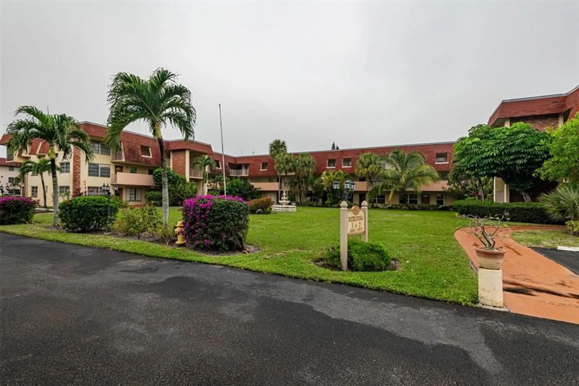 Property Slideshow image 22 of 36 | 3071 nw 47th ter 317, Lauderdale Lakes, FL, 33313