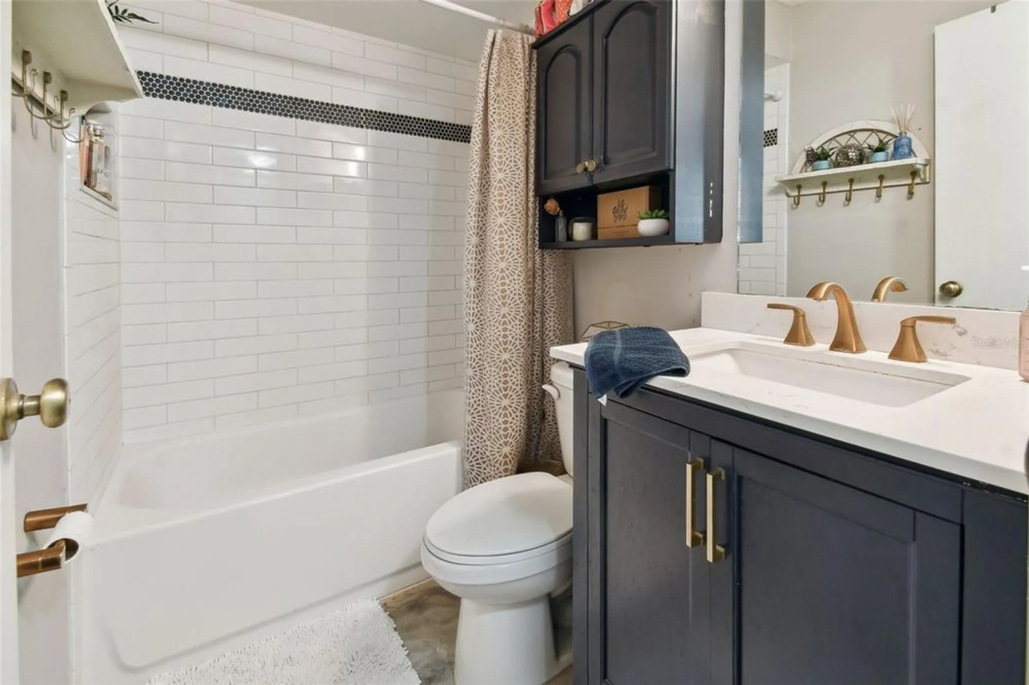 Property Slideshow image 52 of 82 | 918 windward way, Palm Harbor, FL, 34685