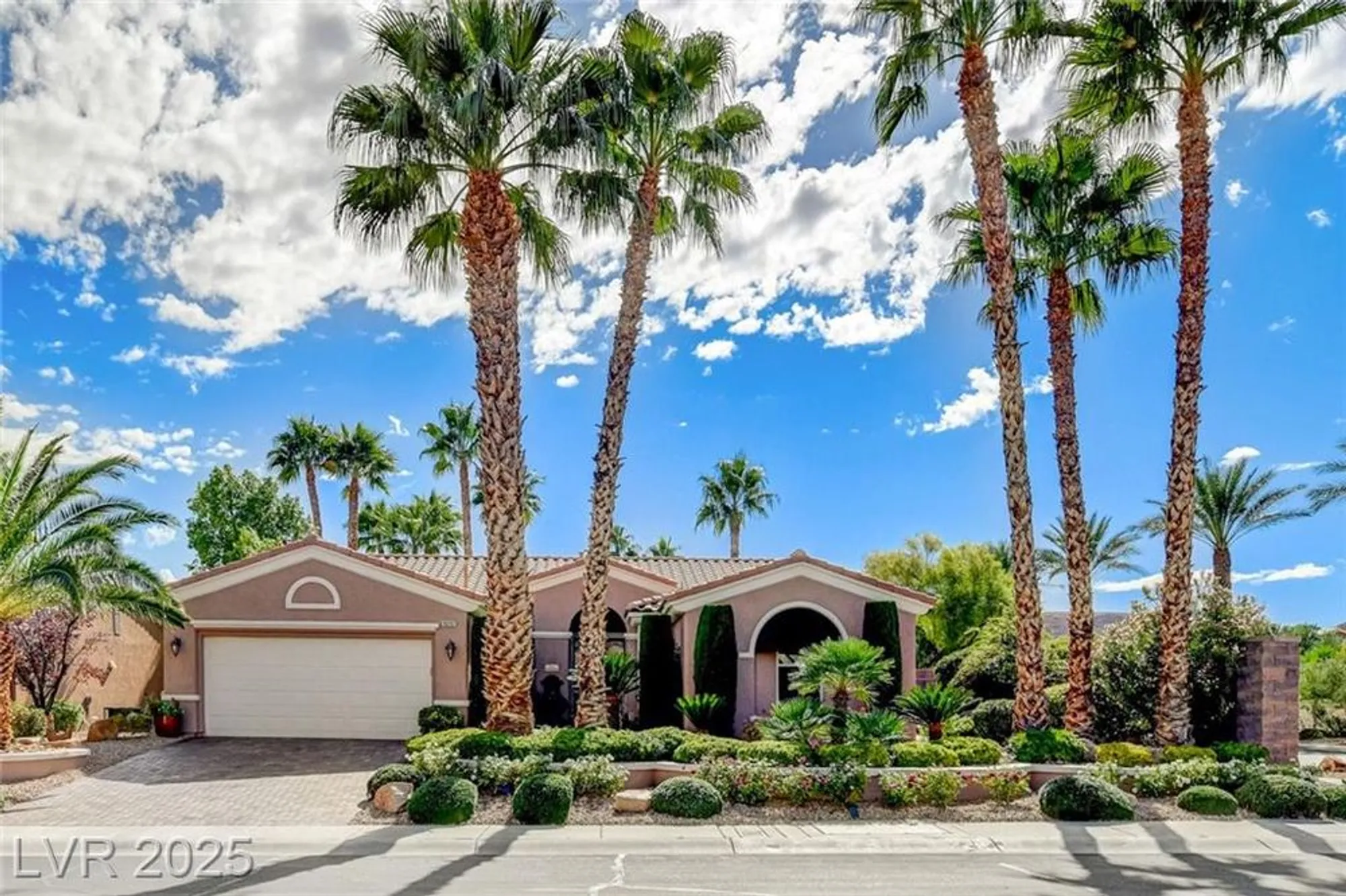 Property Slideshow image 46 of 55 | 10297 donde ave, Las Vegas, NV, 89135