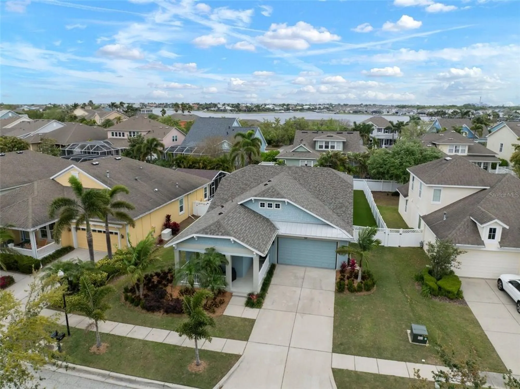 Property Slideshow image 4 of 80 | 513 manns harbor dr, Apollo Beach, FL, 33572