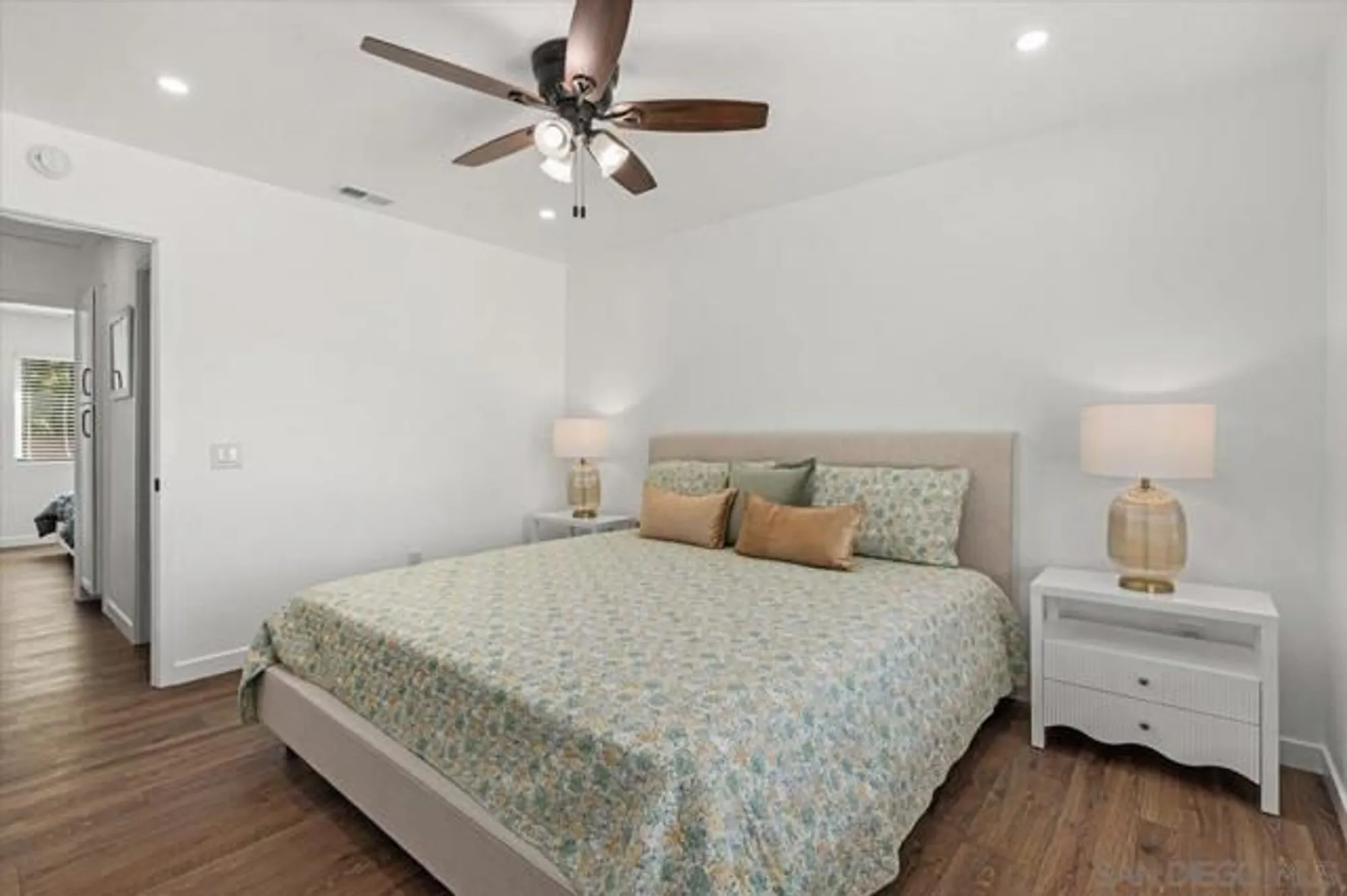 Property Slideshow image 24 of 32 | 4617 westridge dr, Oceanside, CA, 92056