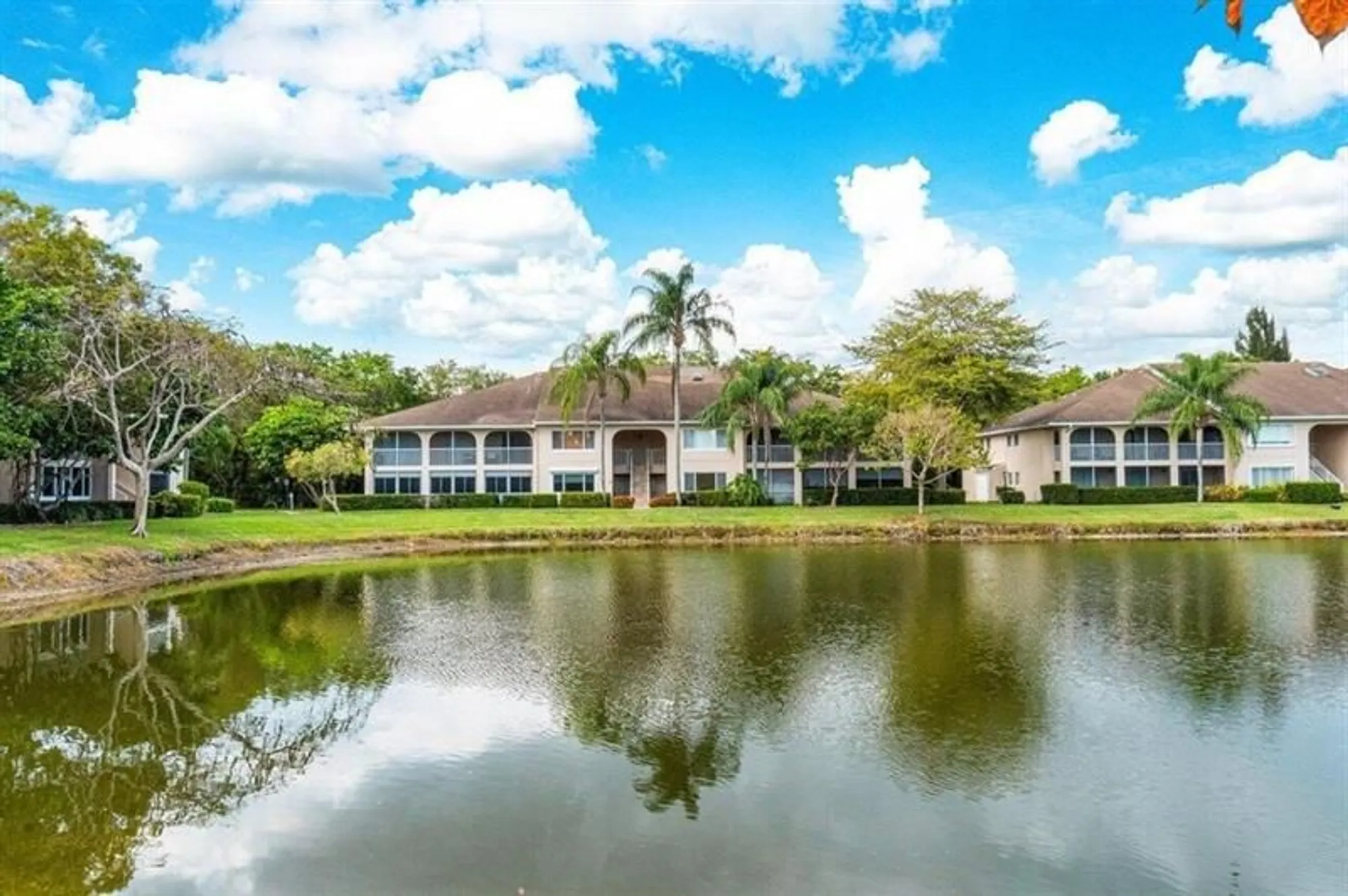 Property Slideshow image 28 of 39 | 13770 oneida dr d2, Delray Beach, FL, 33446