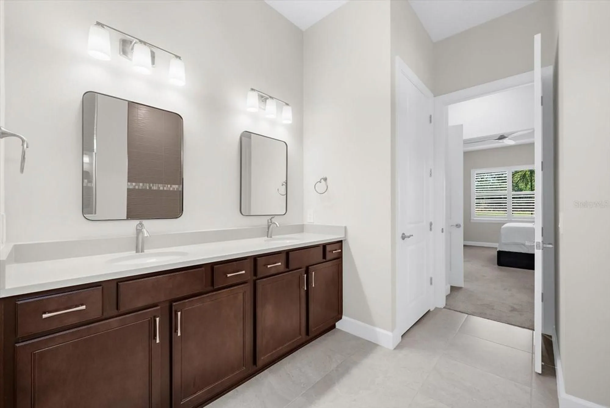 Property Slideshow image 32 of 100 | 7140 woodville cv, Bradenton, FL, 34202