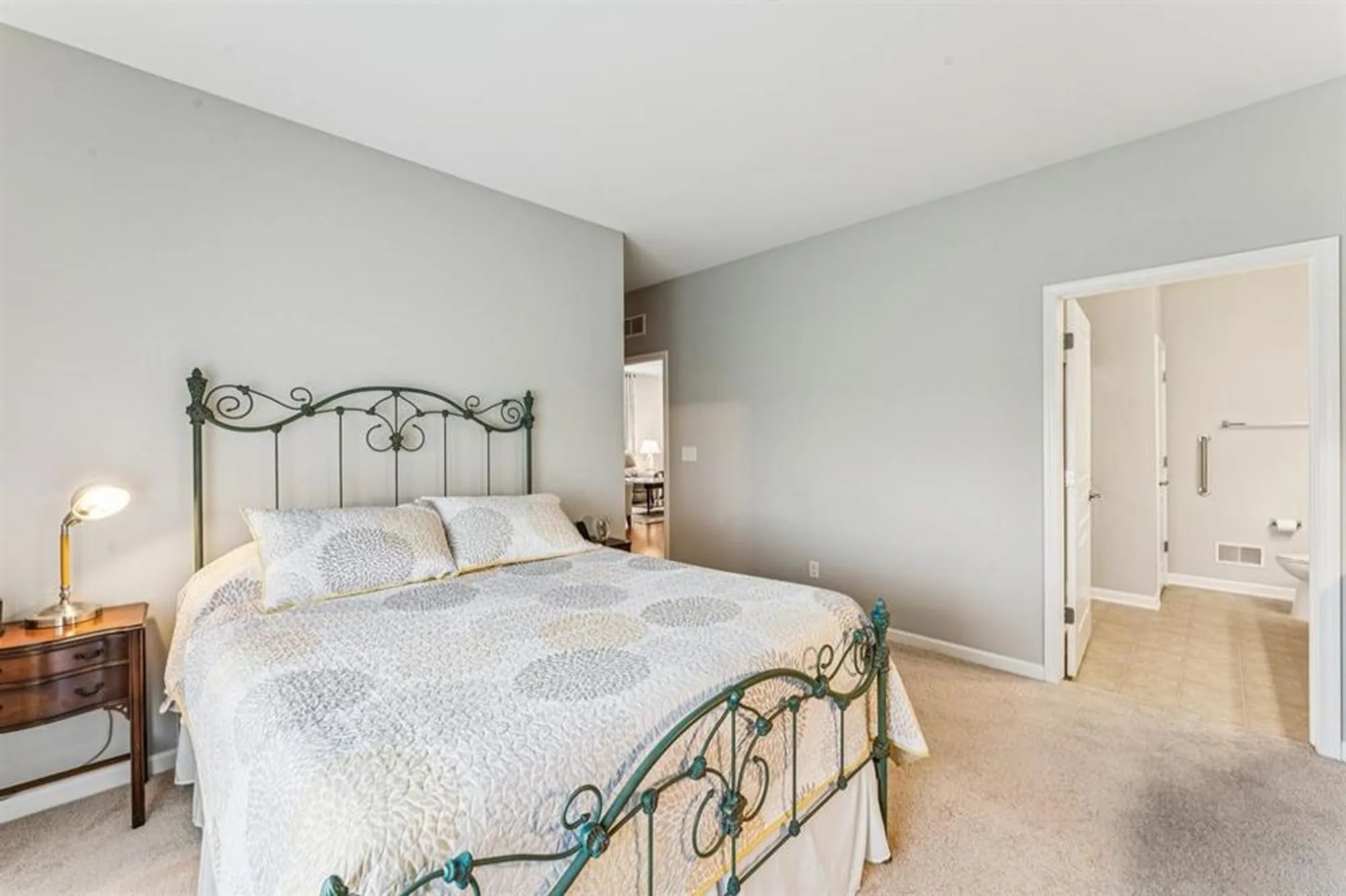 Property Slideshow image 16 of 60 | 9411 saint andrews dr, Grand Blanc, MI, 48439