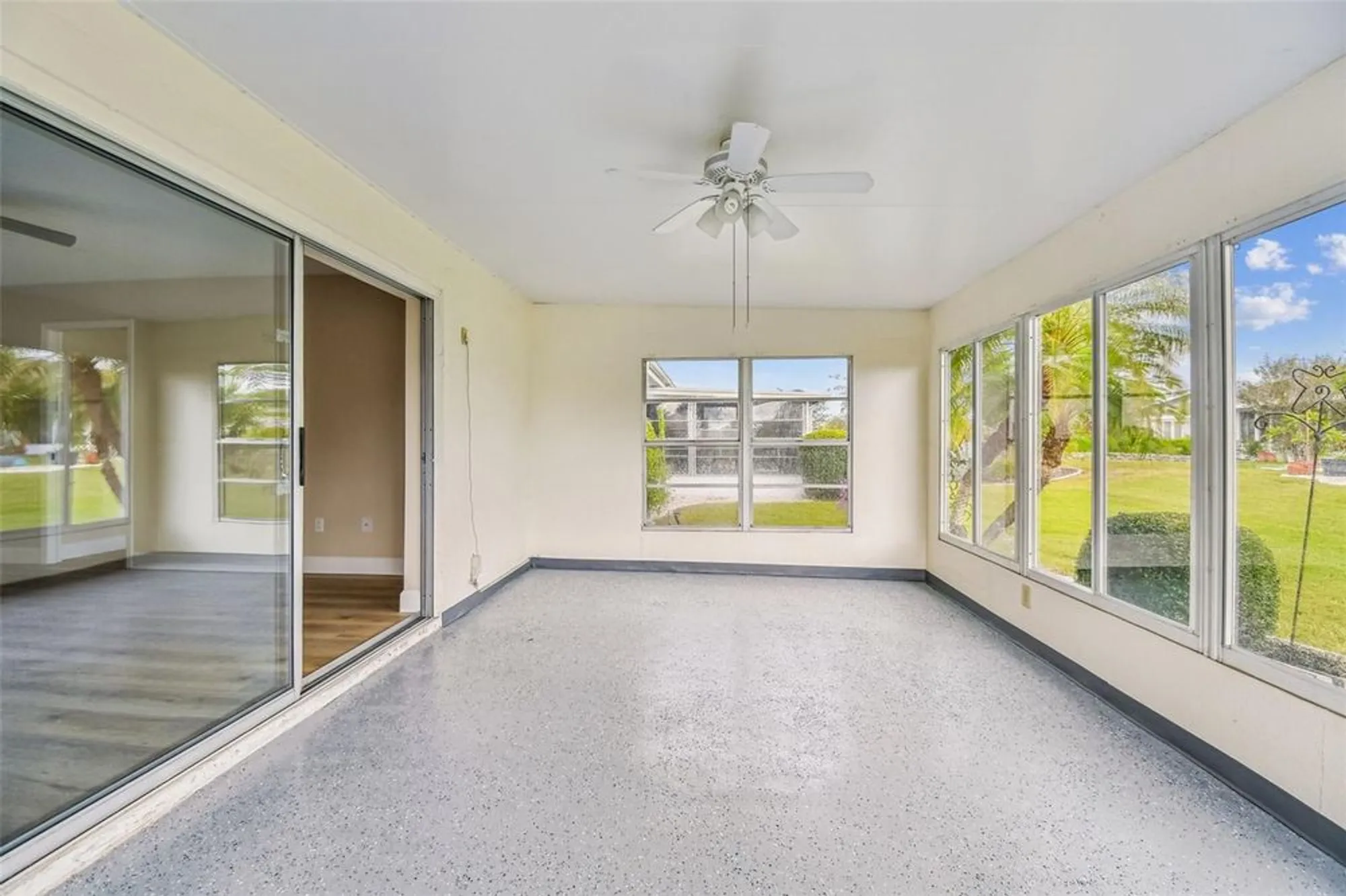 Property Slideshow image 24 of 36 | 1805 butterfly pl, Sun City Center, FL, 33573