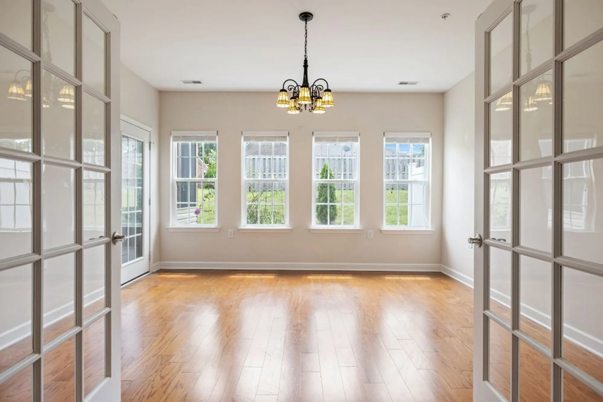 Property Slideshow image 14 of 30 | 4600 boxcroft cir, Mount Juliet, TN, 37122