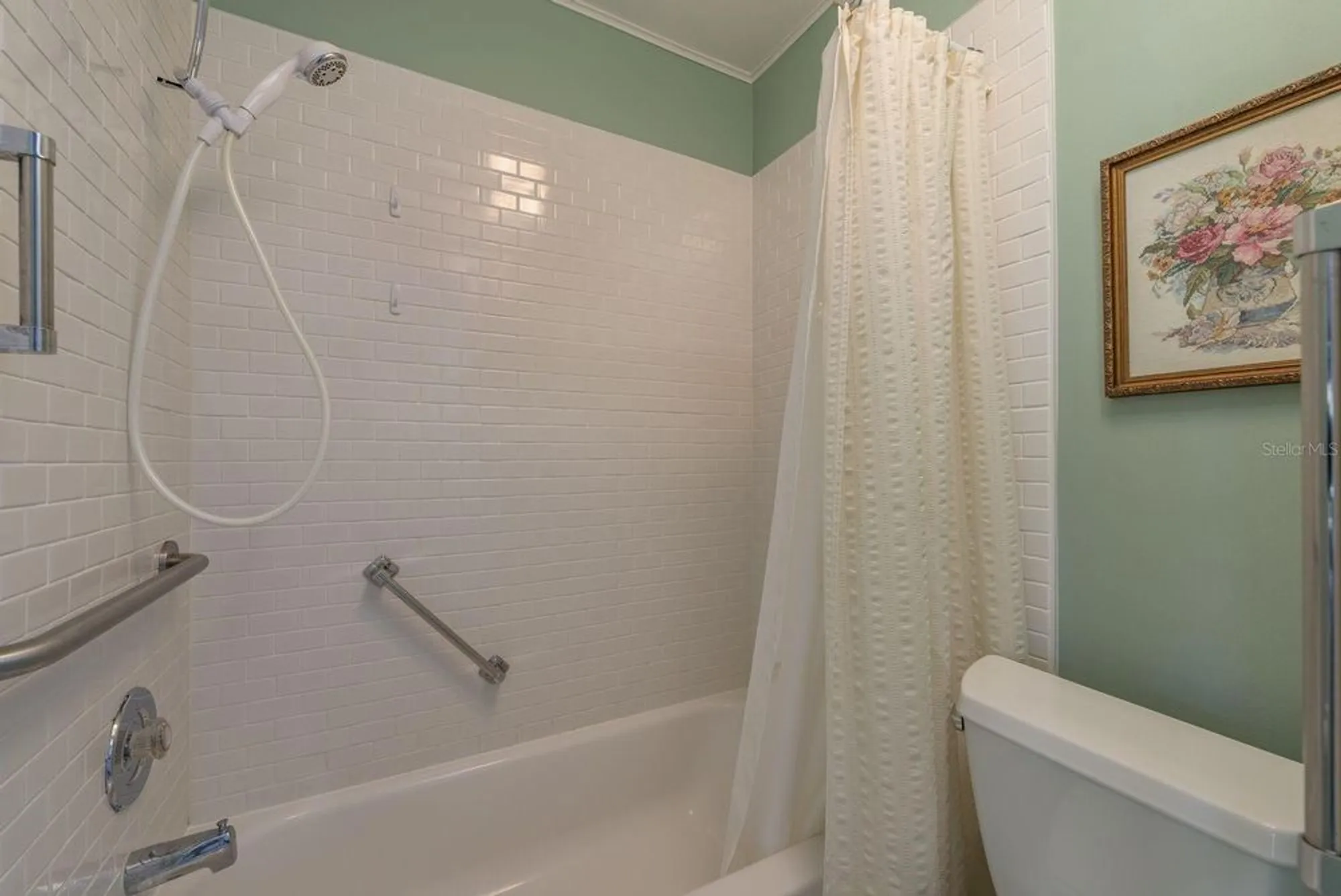 Property Slideshow image 18 of 55 | 2738 sherbrooke ln c, Palm Harbor, FL, 34684