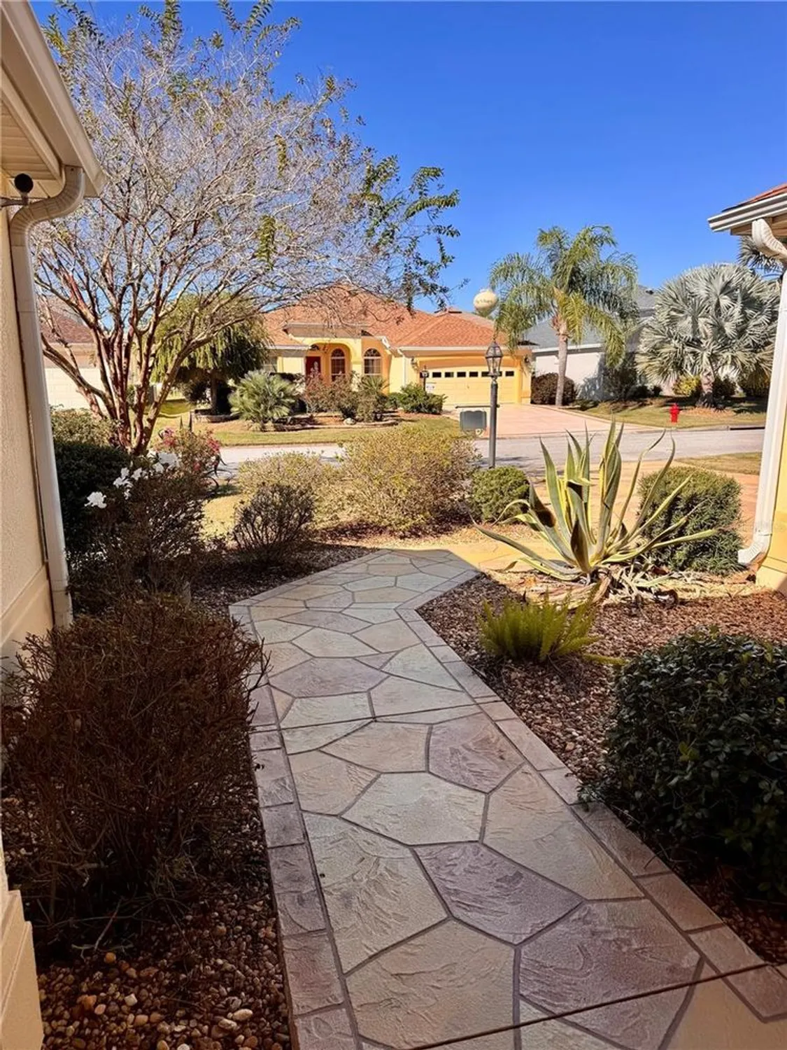 Property Slideshow image 27 of 30 | 2693 persimmon loop, The Villages, FL, 32162