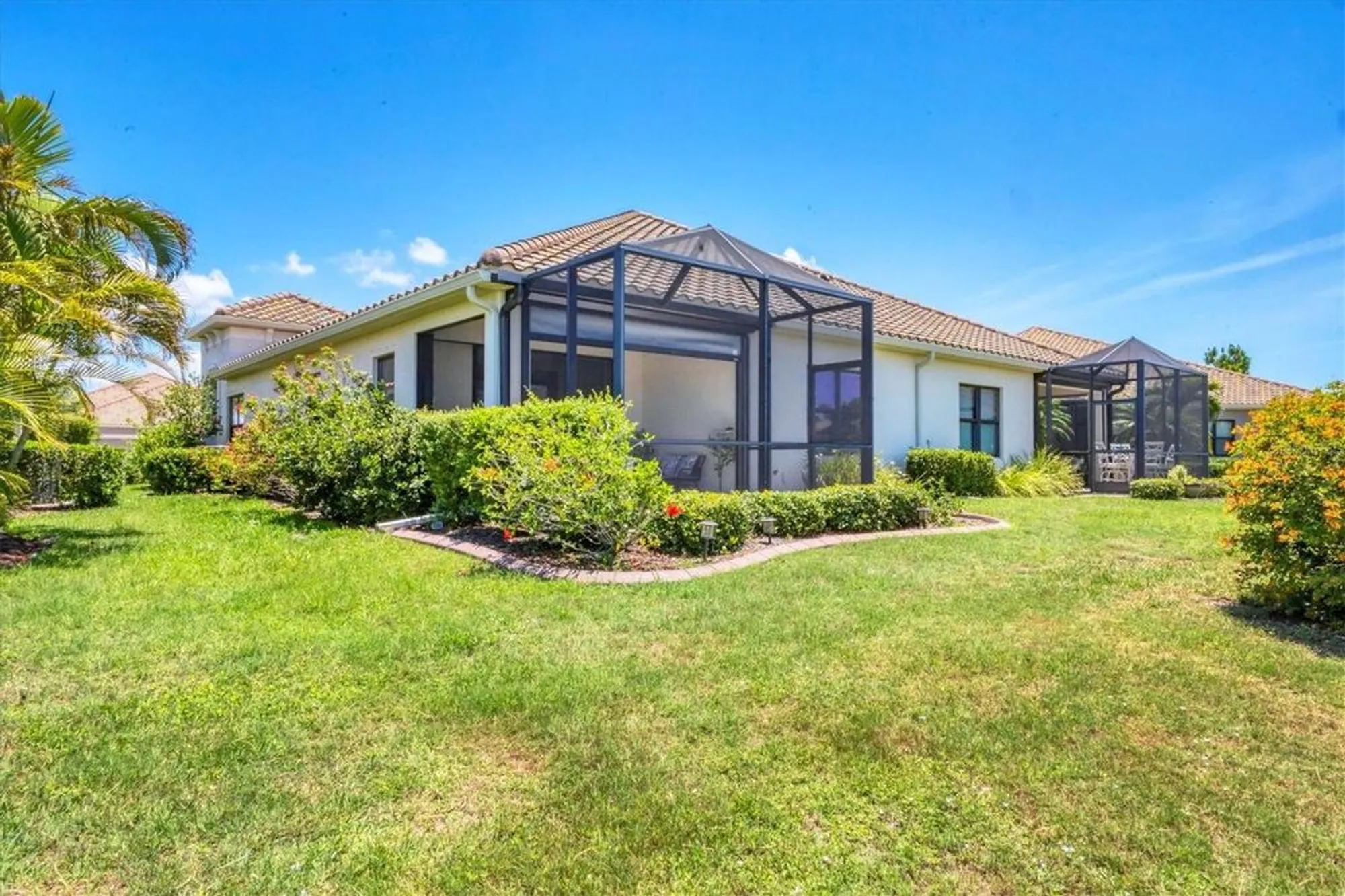 Property Slideshow image 30 of 55 | 21649 avon park ct, Venice, FL, 34293