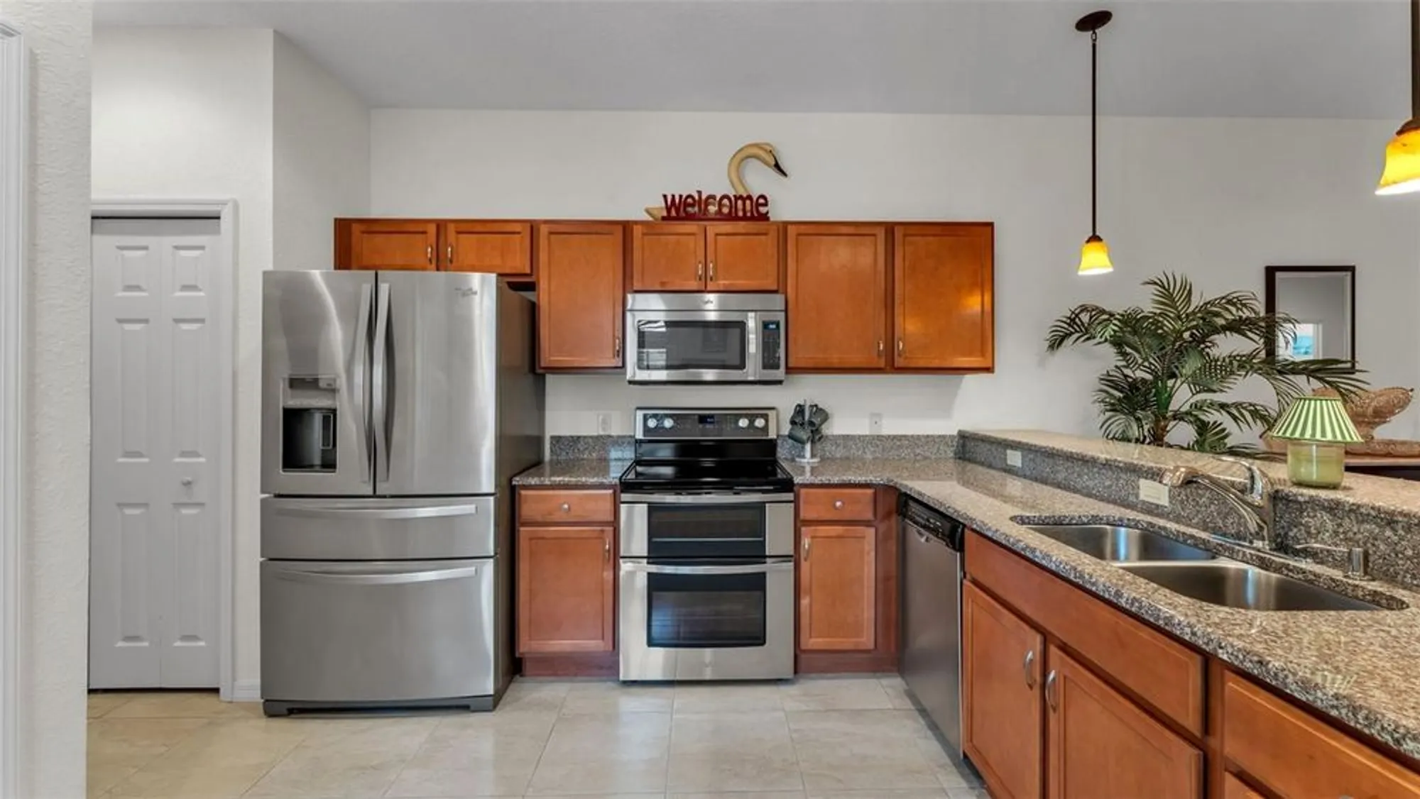 Property Slideshow image 8 of 34 | 1584 vienna square dr, Winter Haven, FL, 33884