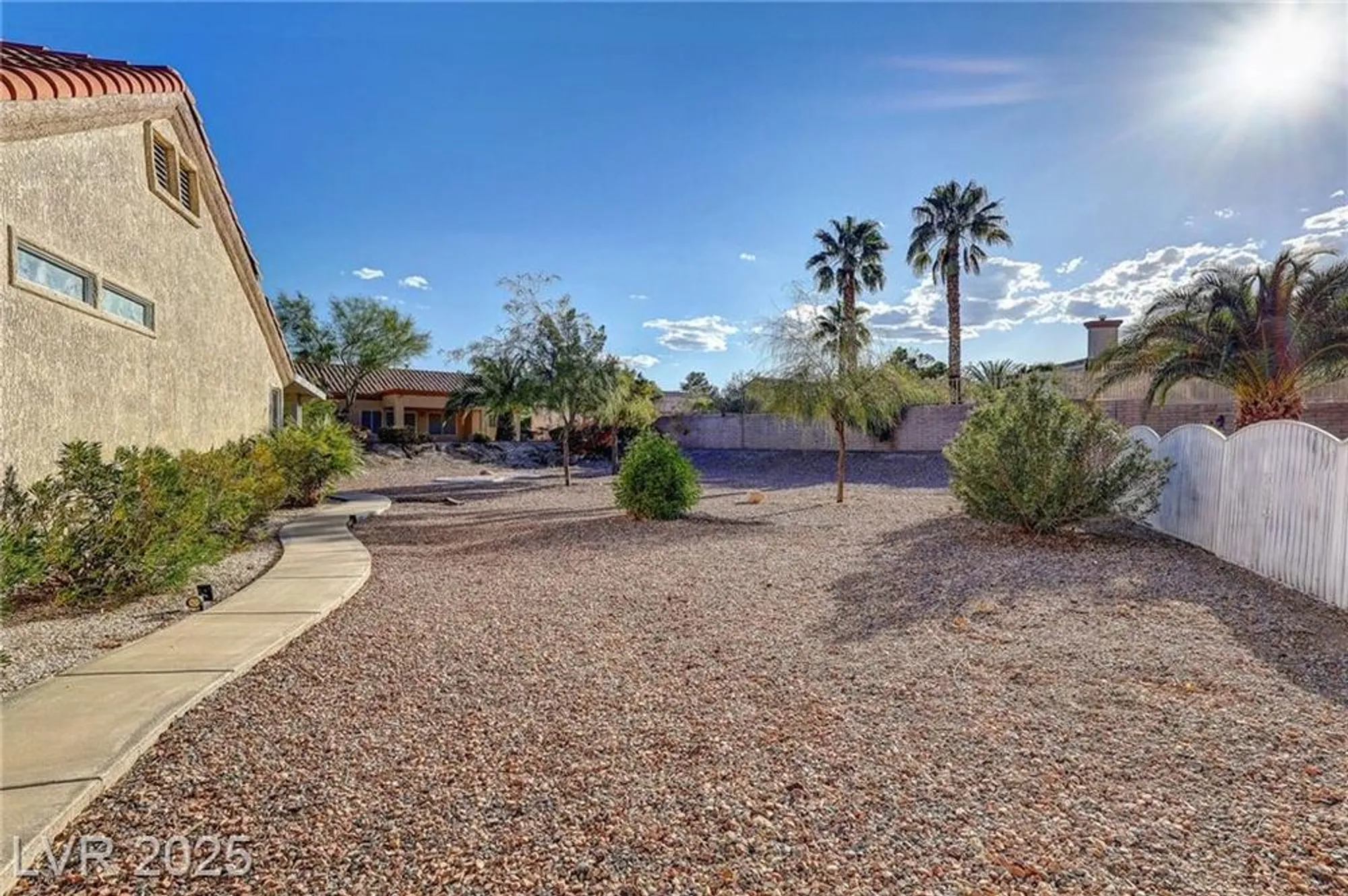 Property Slideshow image 12 of 58 | 2813 brianwood ct, Las Vegas, NV, 89134