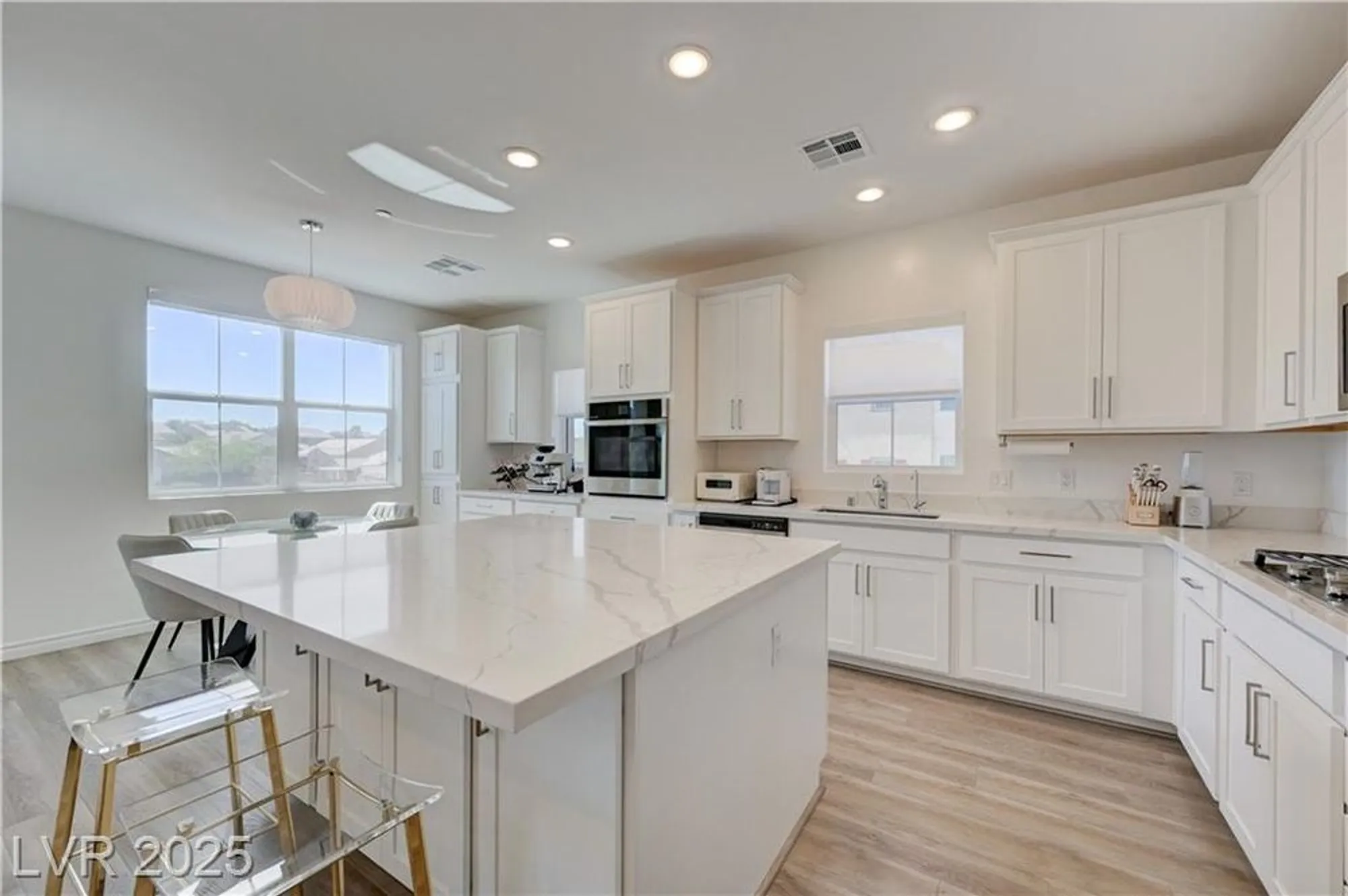 Property Slideshow image 18 of 35 | 2555 hampton rd 8202, Henderson, NV, 89052