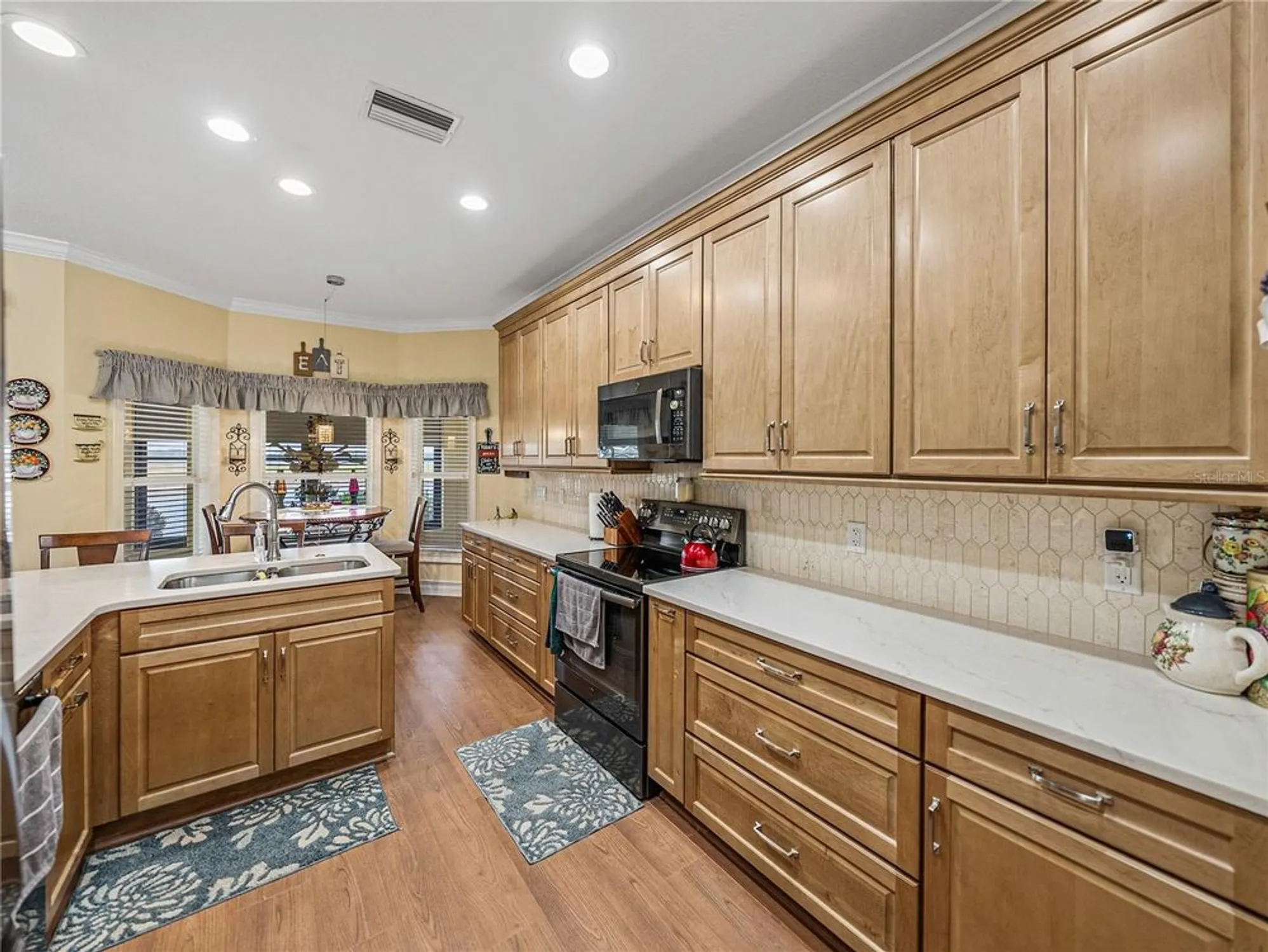 Property Slideshow image 32 of 86 | 4081 dunmore dr, Lake Wales, FL, 33859