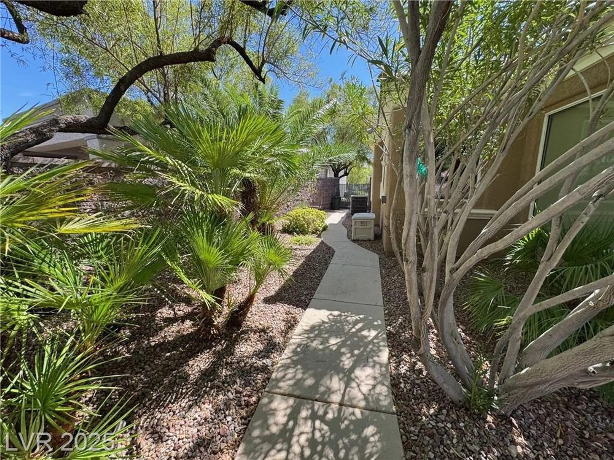 Property Slideshow image 37 of 47 | 4507 denaro dr, Las Vegas, NV, 89135