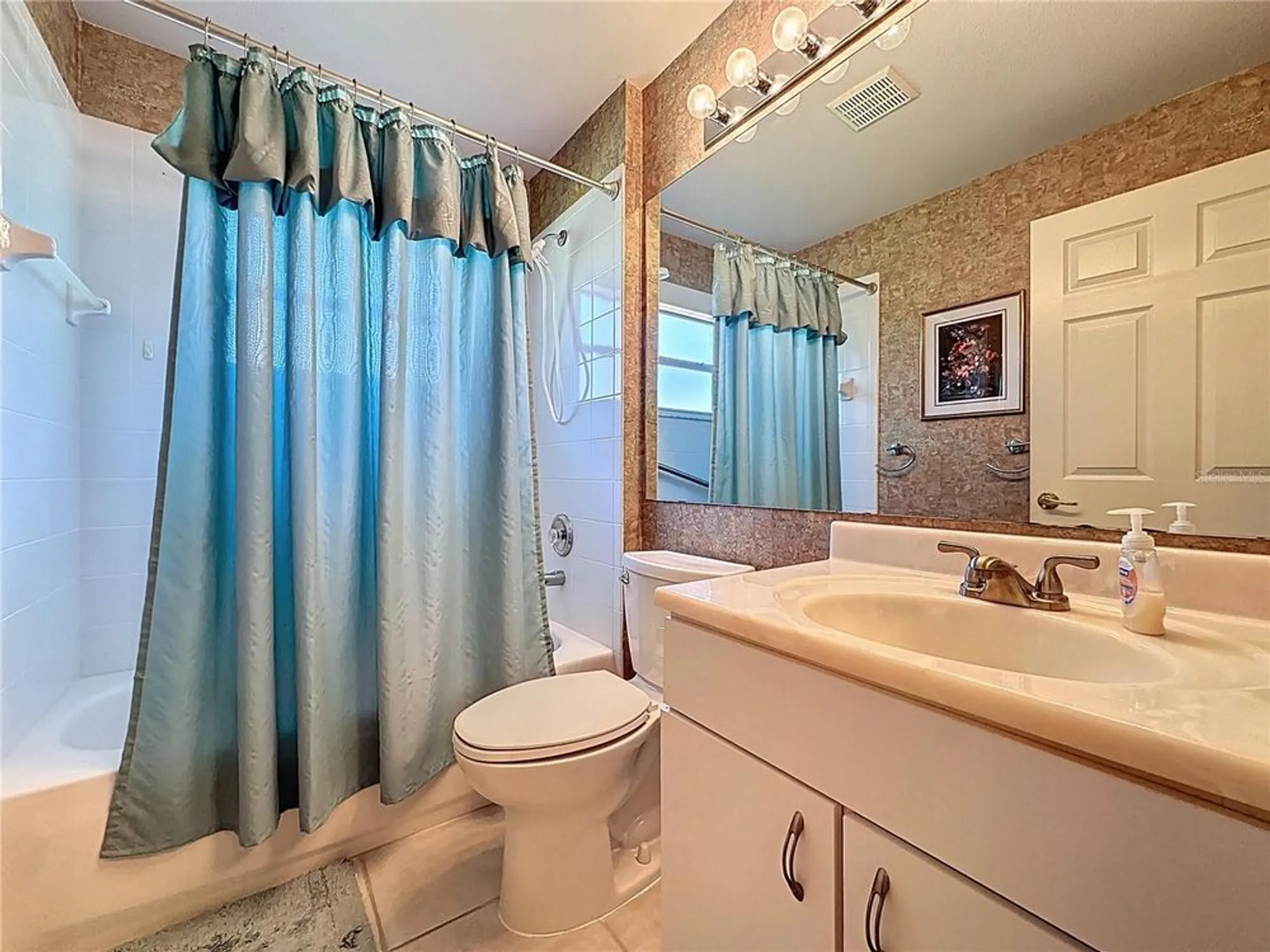 Property Slideshow image 28 of 66 | 3585 westerham dr, Clermont, FL, 34711