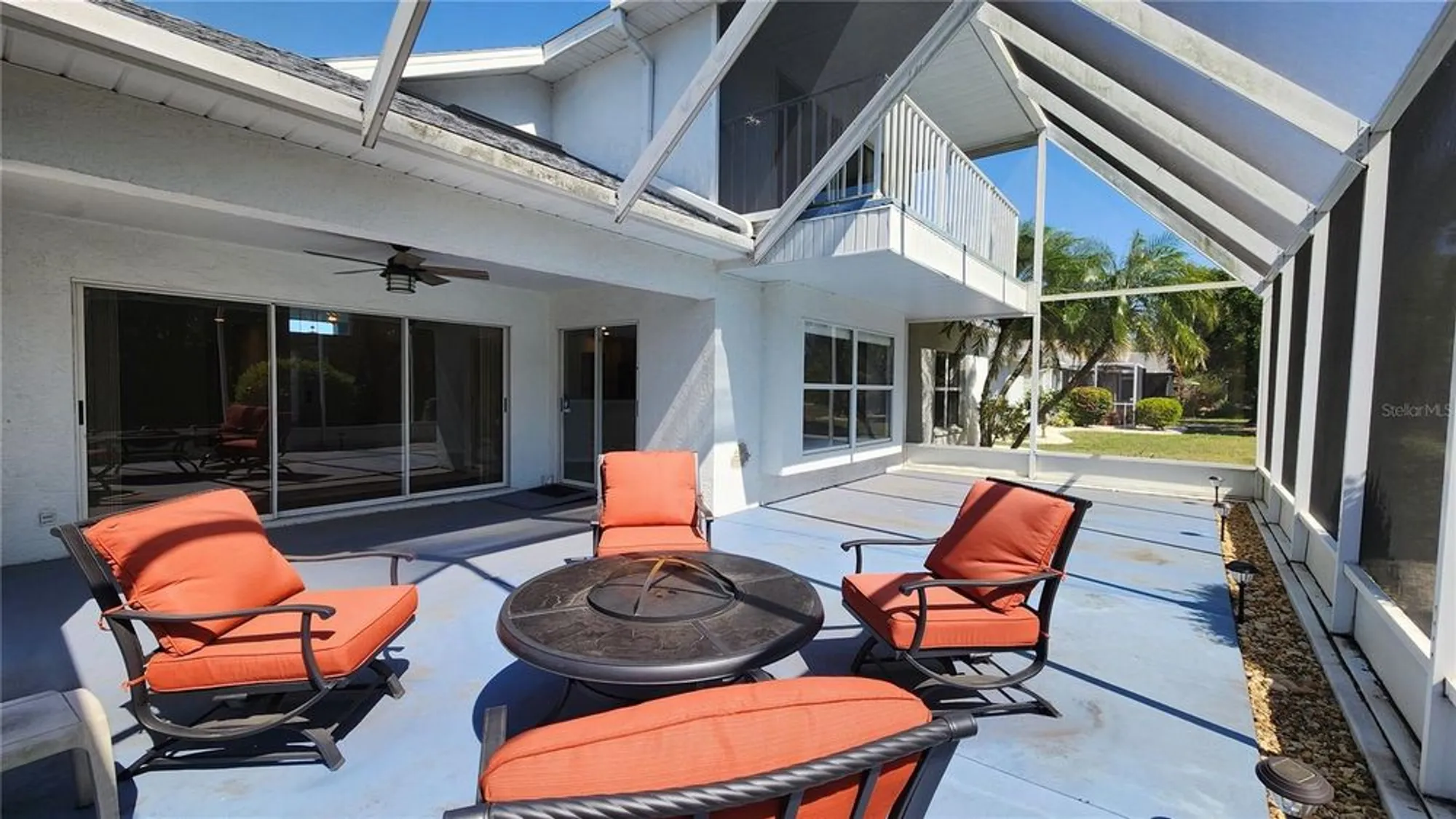 Property Slideshow image 22 of 60 | 2113 e del webb blvd, Sun City Center, FL, 33573