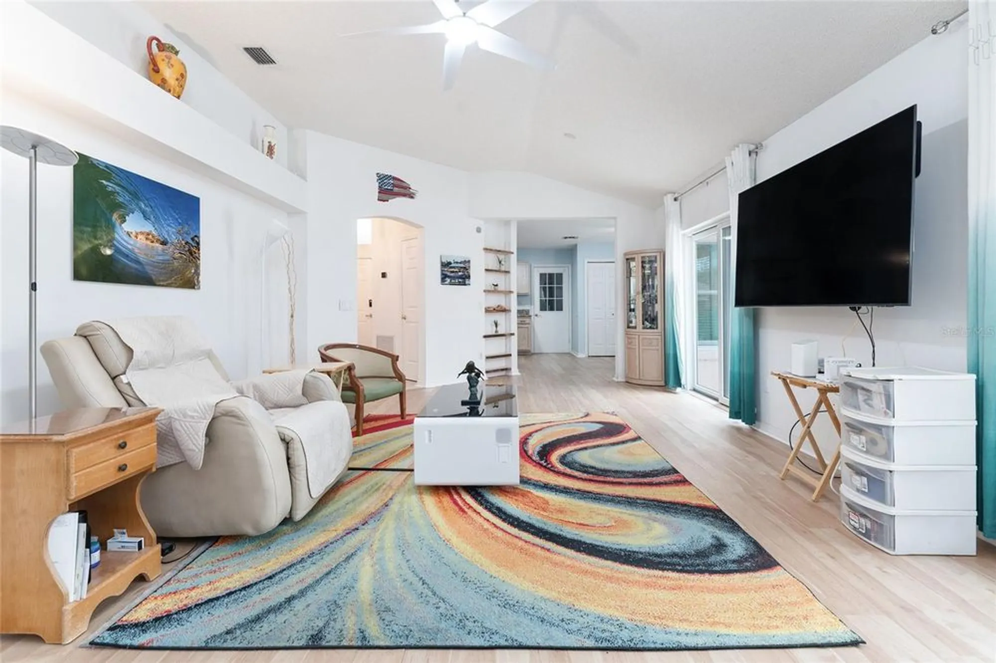 Property Slideshow image 14 of 65 | 906 santa anna ln, The Villages, FL, 32159