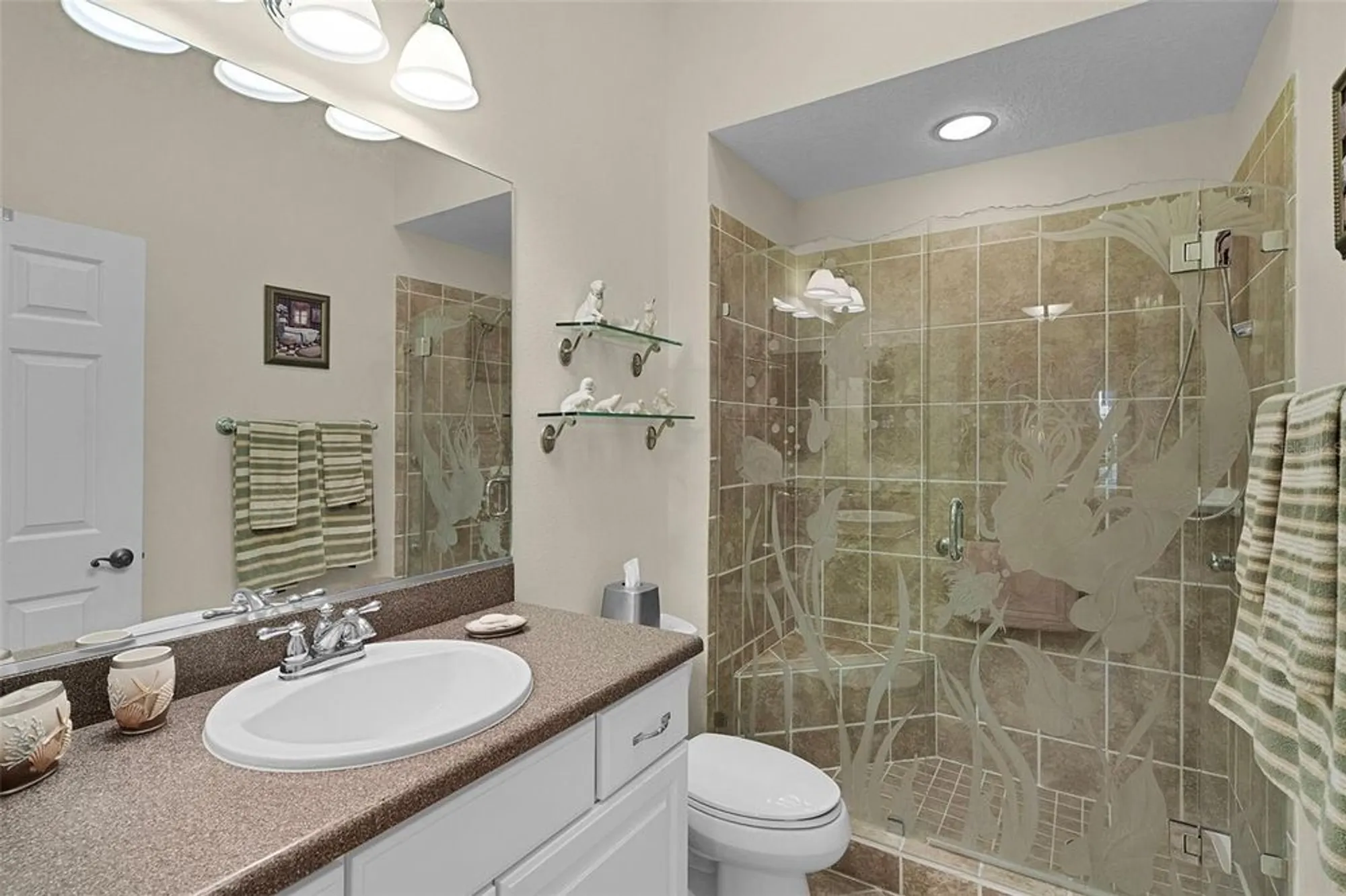 Property Slideshow image 27 of 63 | 859 chapman loop, The Villages, FL, 32162