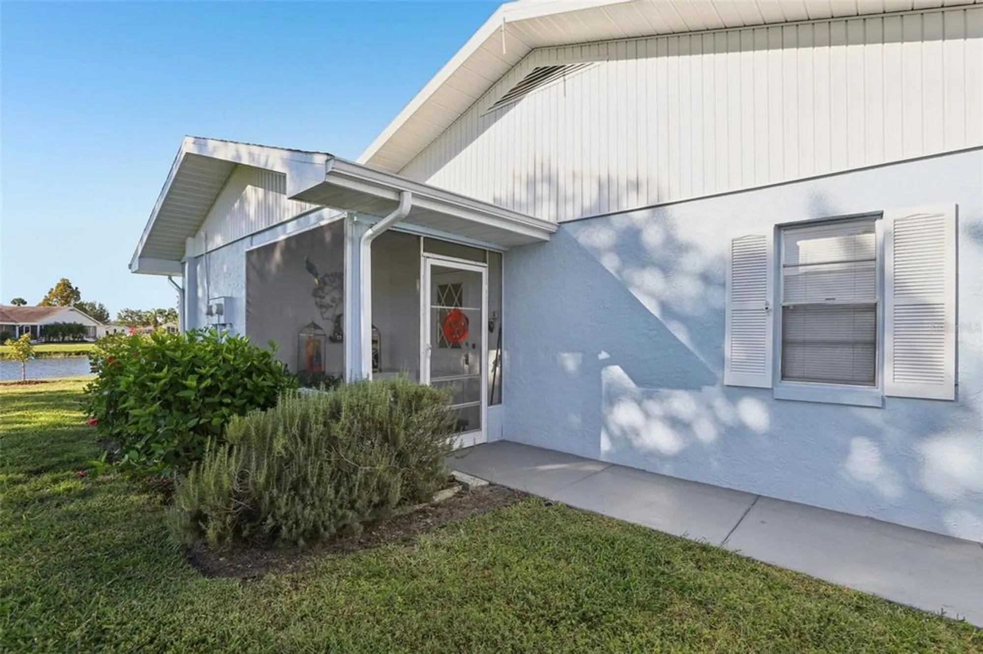 Property Slideshow image 26 of 55 | 2339 glenmore cir, Sun City Center, FL, 33573