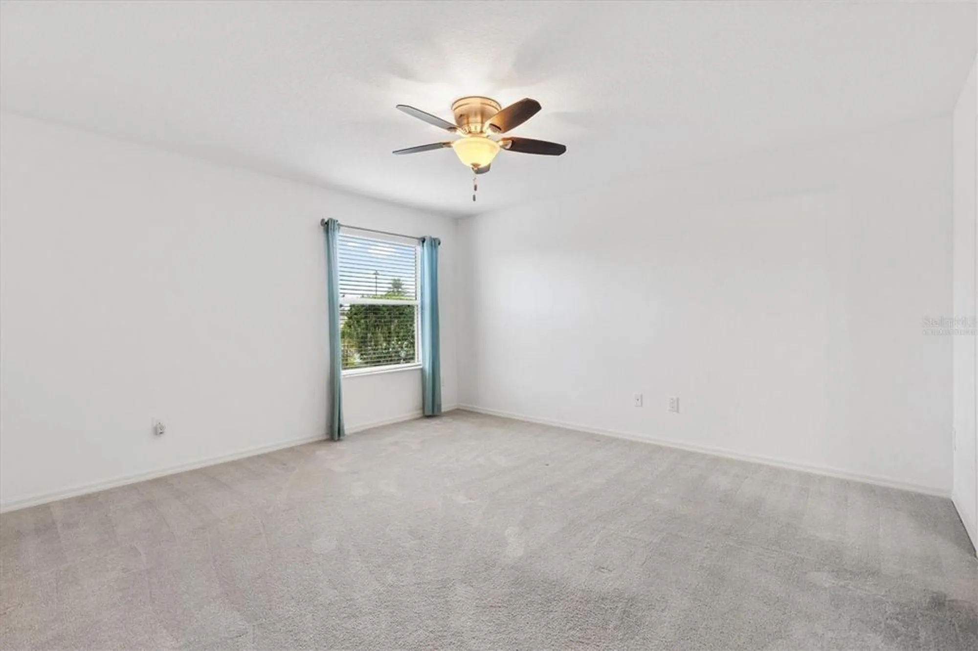 Property Slideshow image 13 of 33 | 2291 montbrook pl, The Villages, FL, 32162