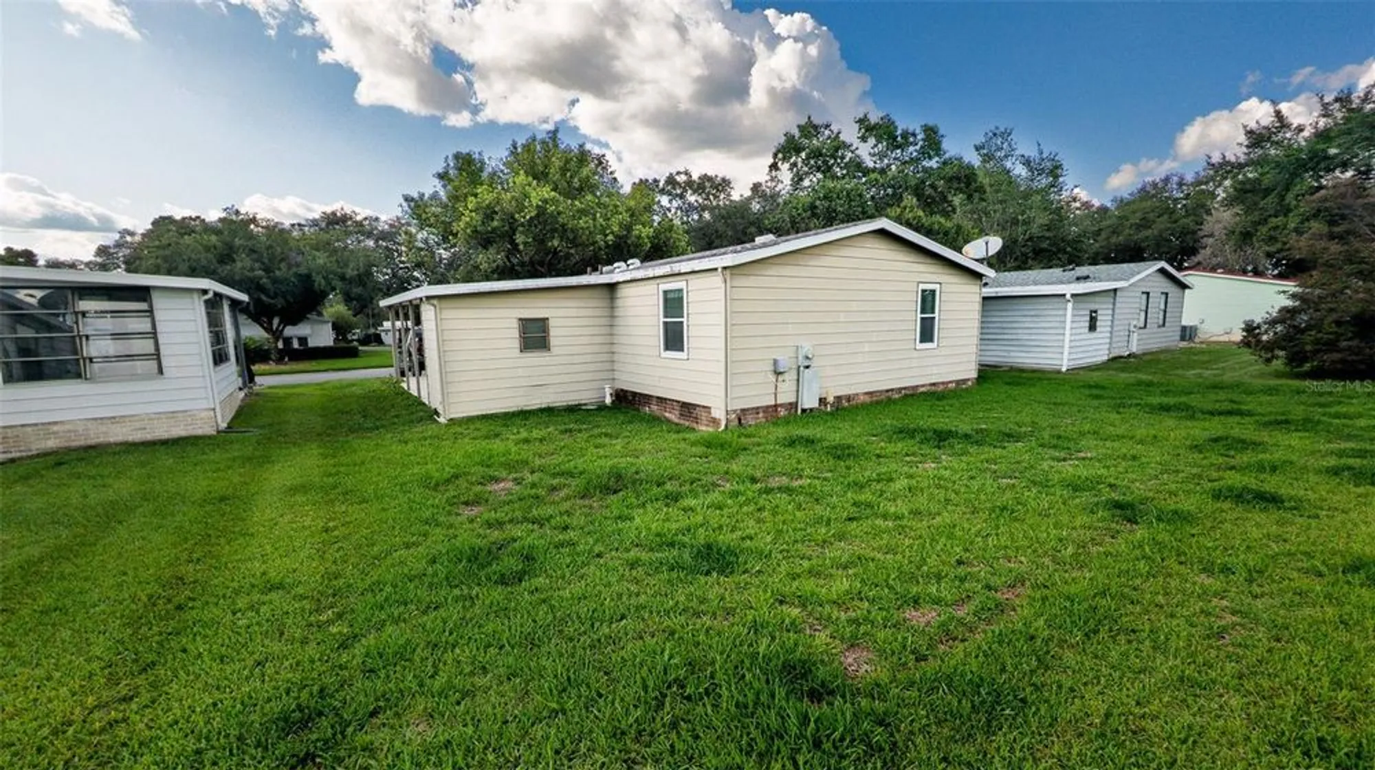 Property Slideshow image 19 of 25 | 1725 hilton head blvd, Lady Lake, FL, 32159