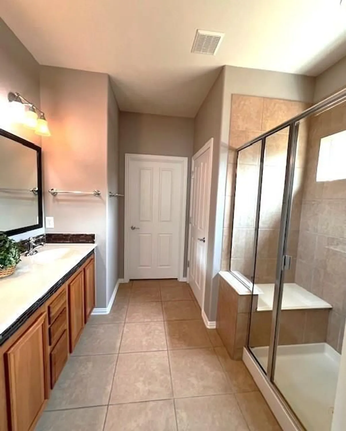 Property Slideshow image 13 of 24 | 559 rockledge ct, Frisco, TX, 75036