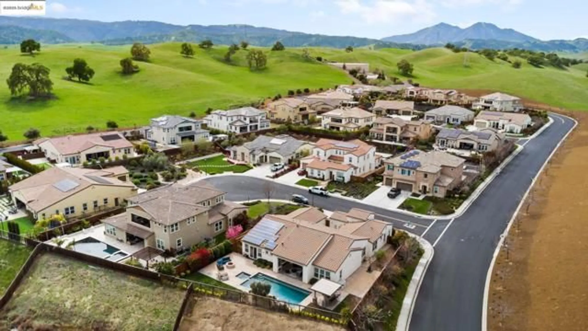 Property Slideshow image 3 of 54 | 1890 late harvest ct, Brentwood, CA, 94513