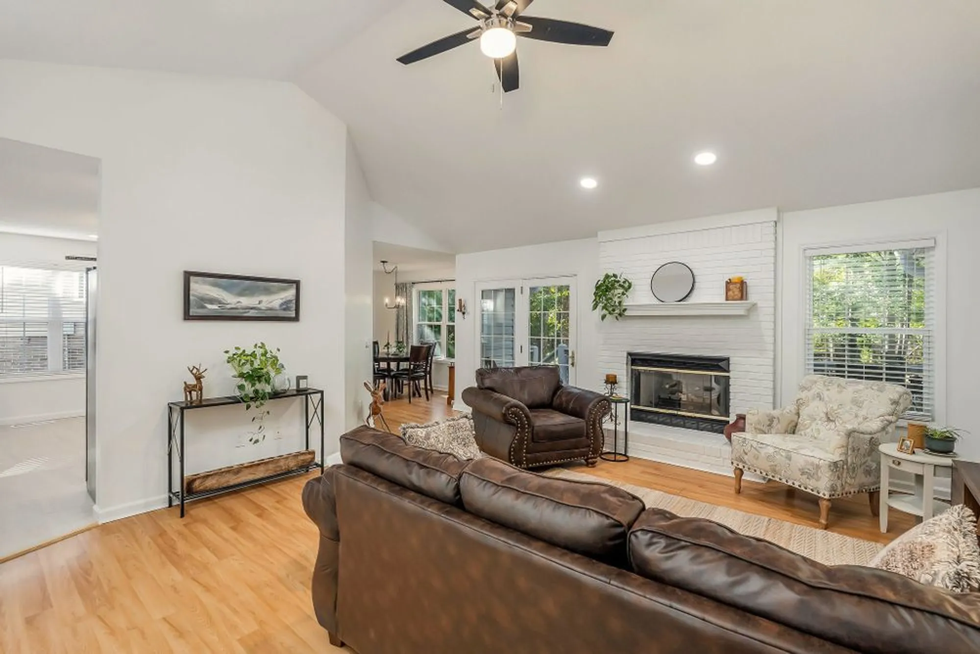 Property Slideshow image 7 of 42 | 143 lakeside dr, Crossville, TN, 38558