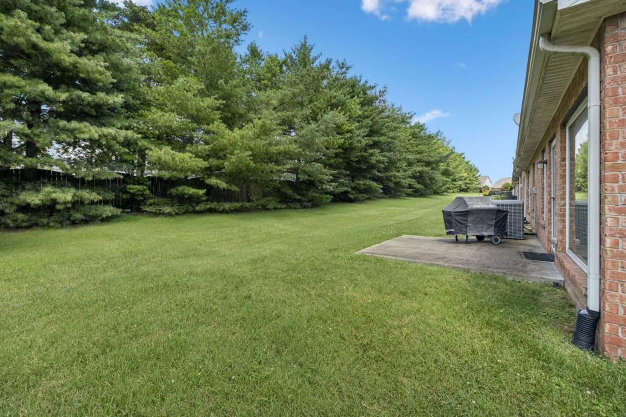 Property Slideshow image 40 of 47 | 145 plymouth dr, Lebanon, TN, 37087