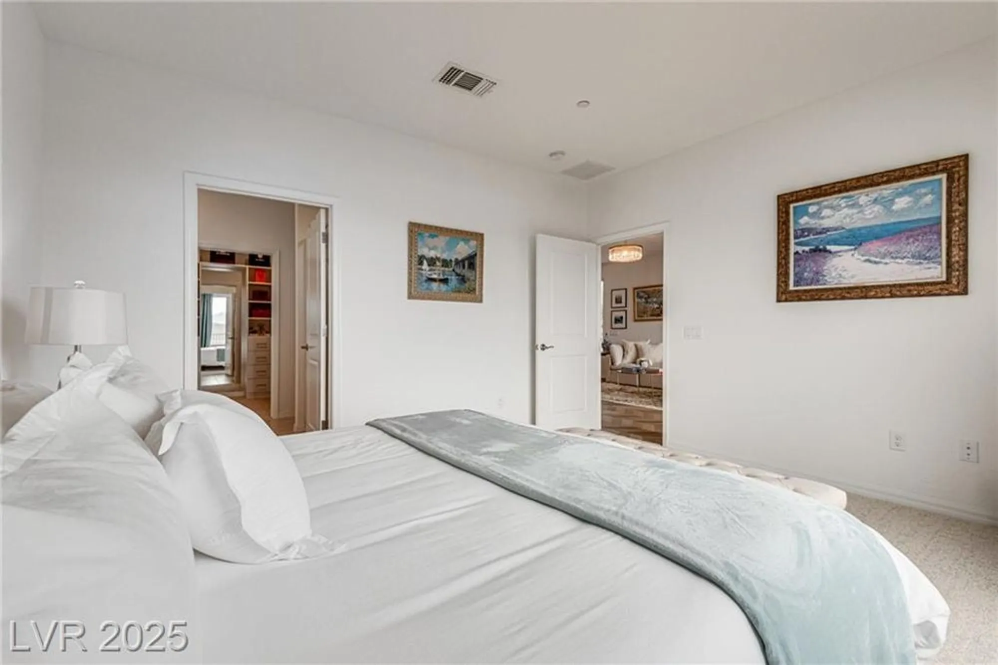Property Slideshow image 18 of 35 | 48 stone bluff ln, Henderson, NV, 89011