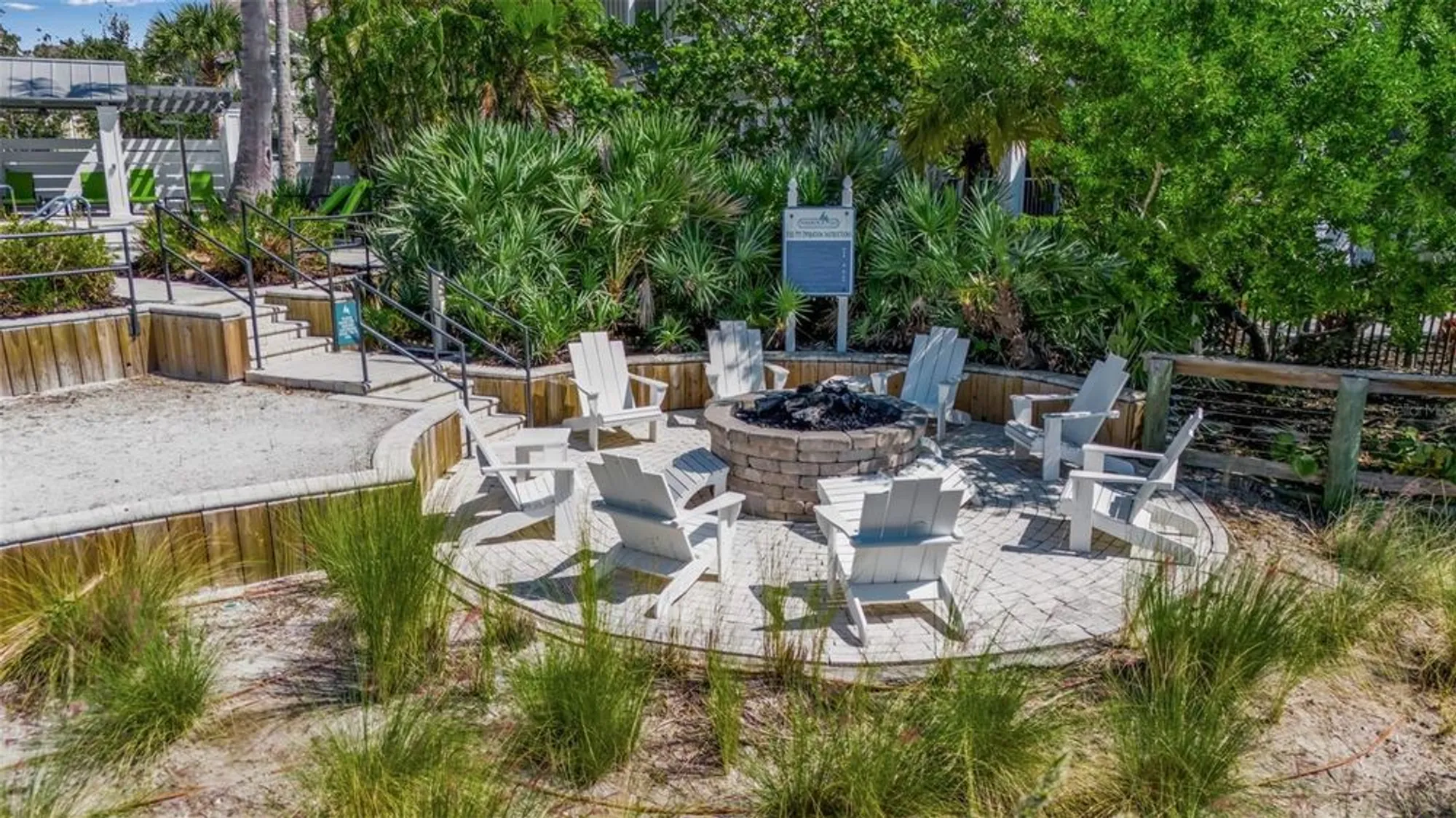 Property Slideshow image 74 of 99 | 321 sapphire lake dr 202, Bradenton, FL, 34209